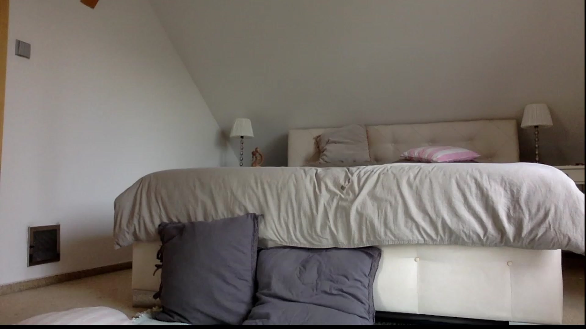 Gallery image thumbnail from OliviePaige's myfreecams stream on, 12/29/2023, 10:26 image 12 of 20