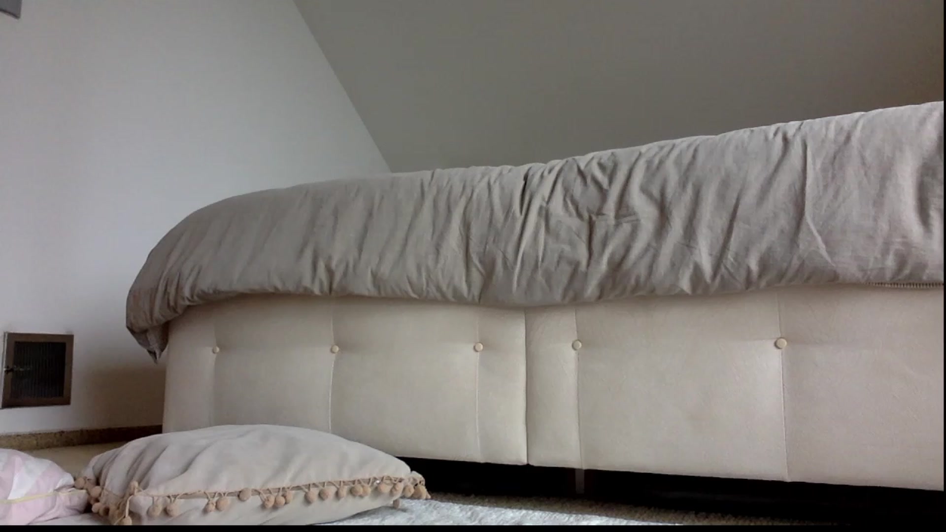 Gallery image thumbnail from OliviePaige's myfreecams stream on, 01/07/2024, 11:58 image 14 of 20