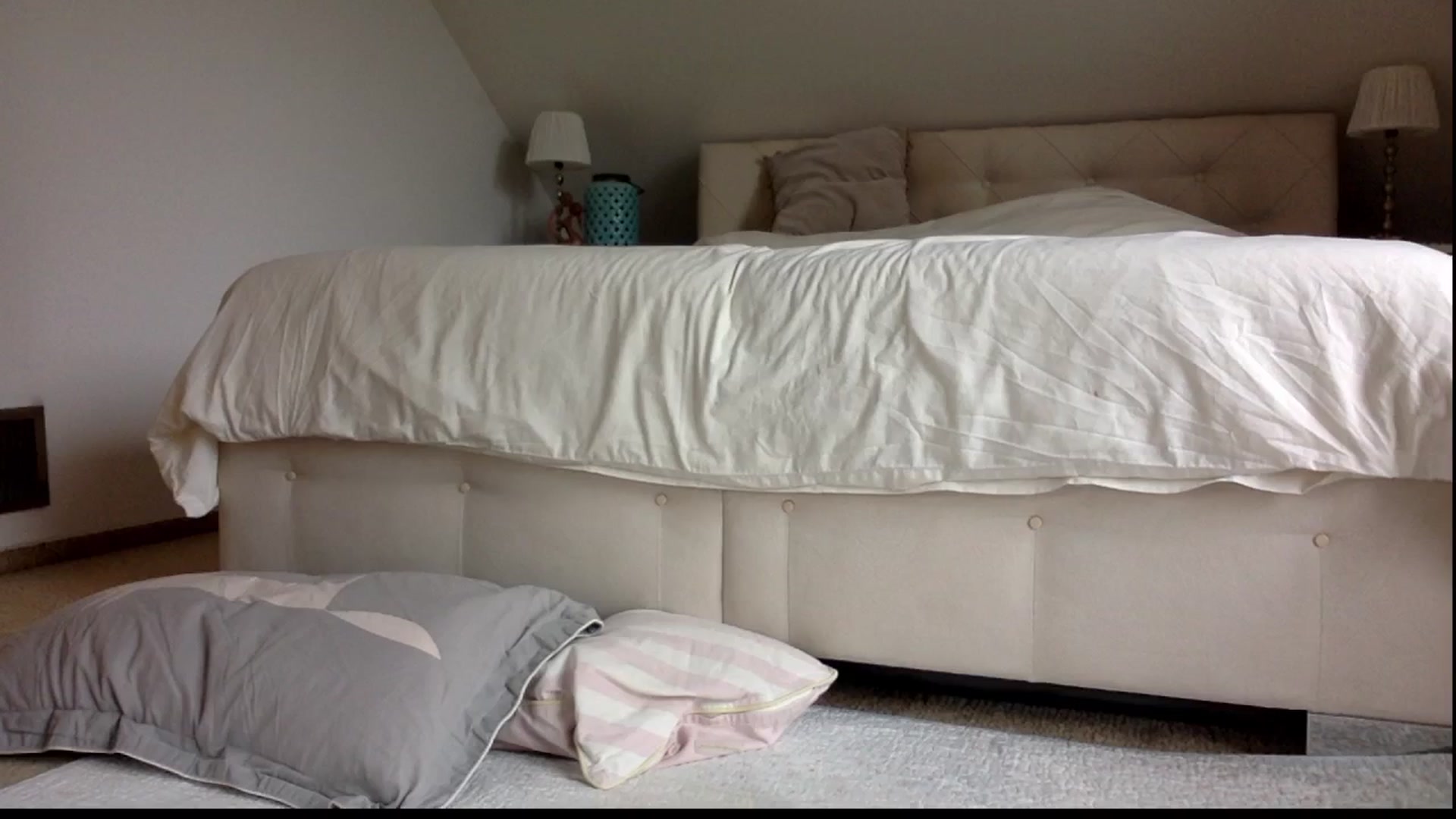 Gallery image thumbnail from OliviePaige's myfreecams stream on, 02/08/2024, 10:34 image 18 of 20