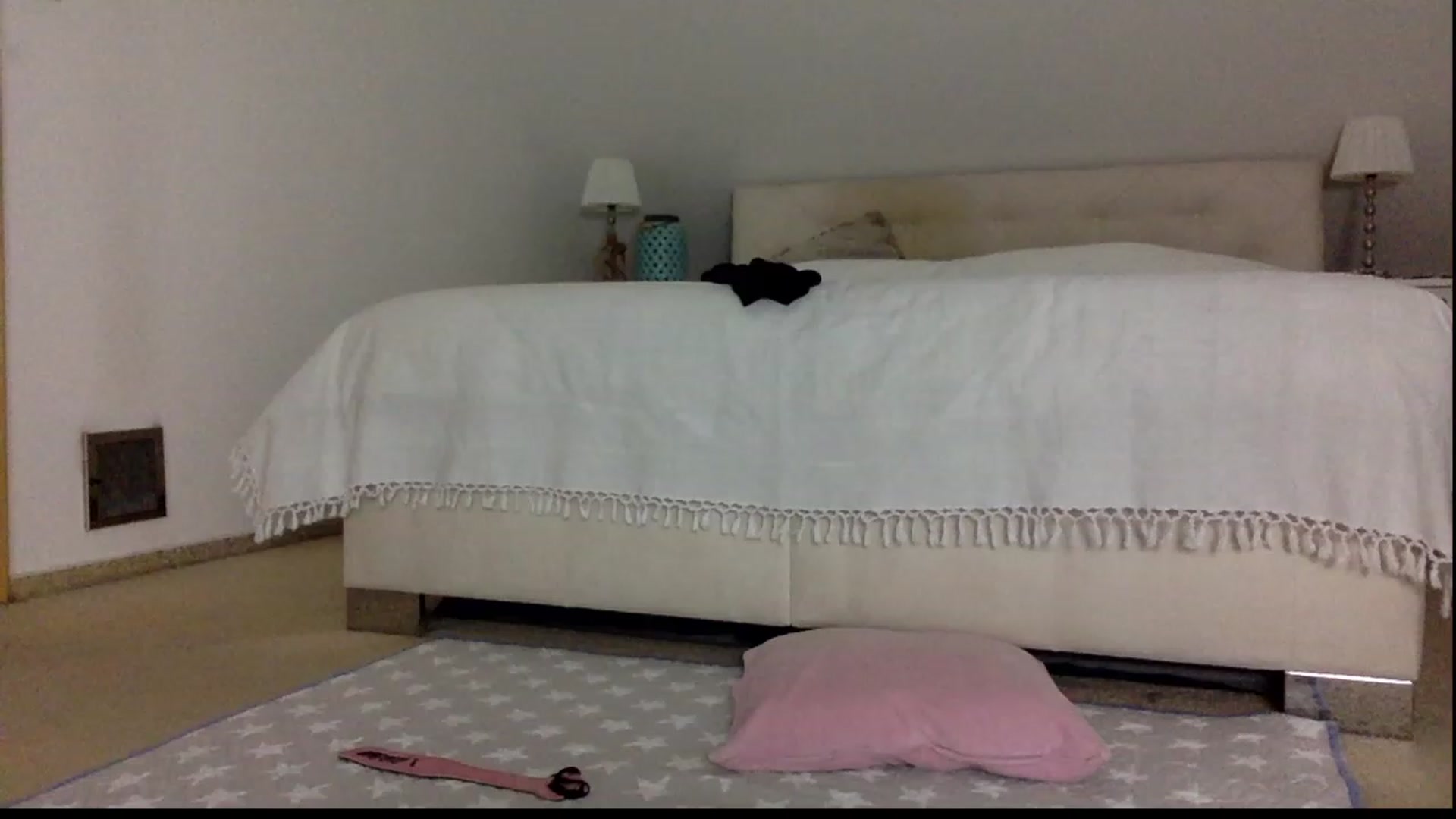 Gallery image thumbnail from OliviePaige's myfreecams stream on, 02/21/2024, 16:42 image 16 of 20