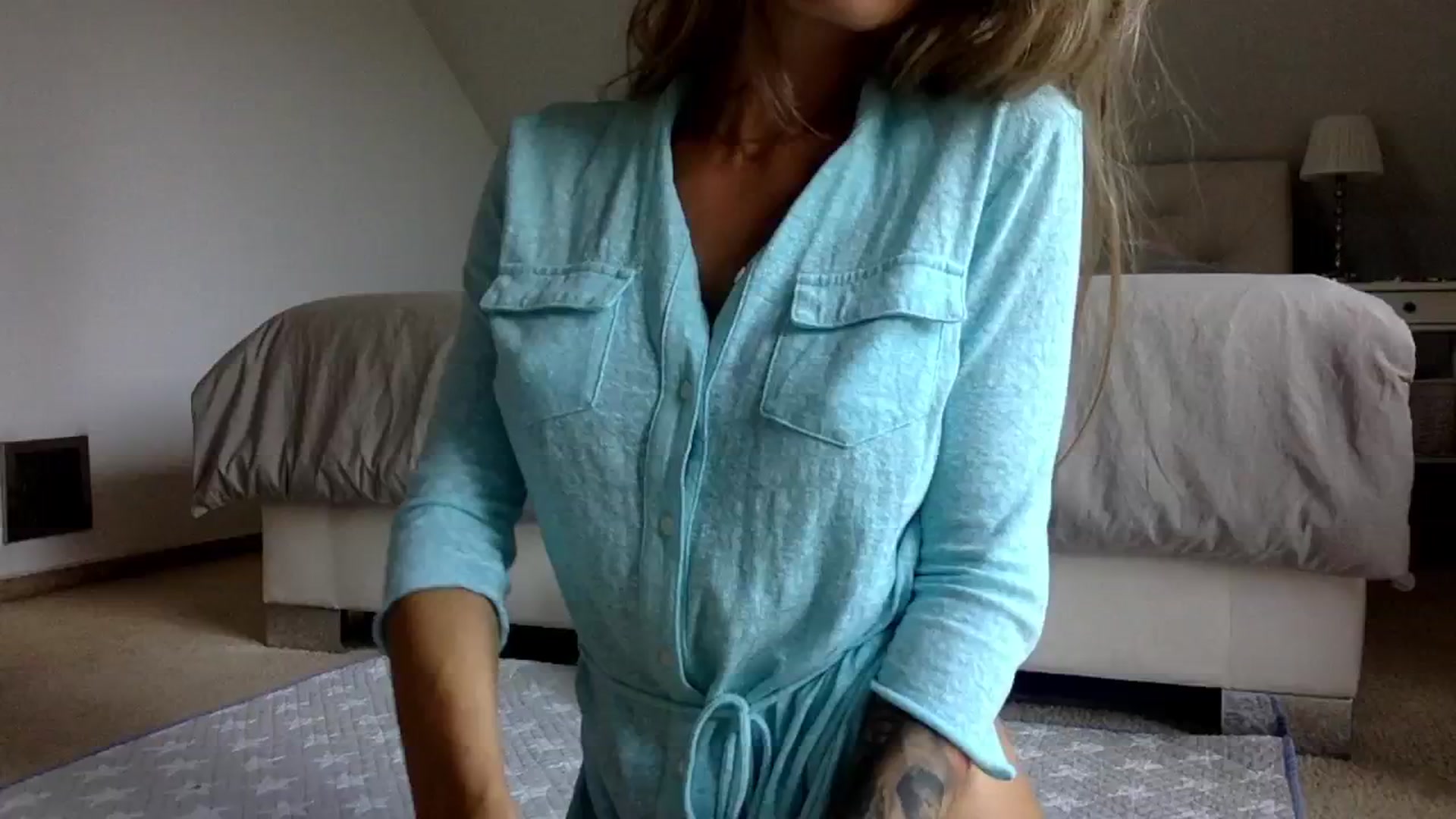Gallery image thumbnail from OliviePaige's myfreecams stream on, 07/02/2024, 10:40 image 8 of 20