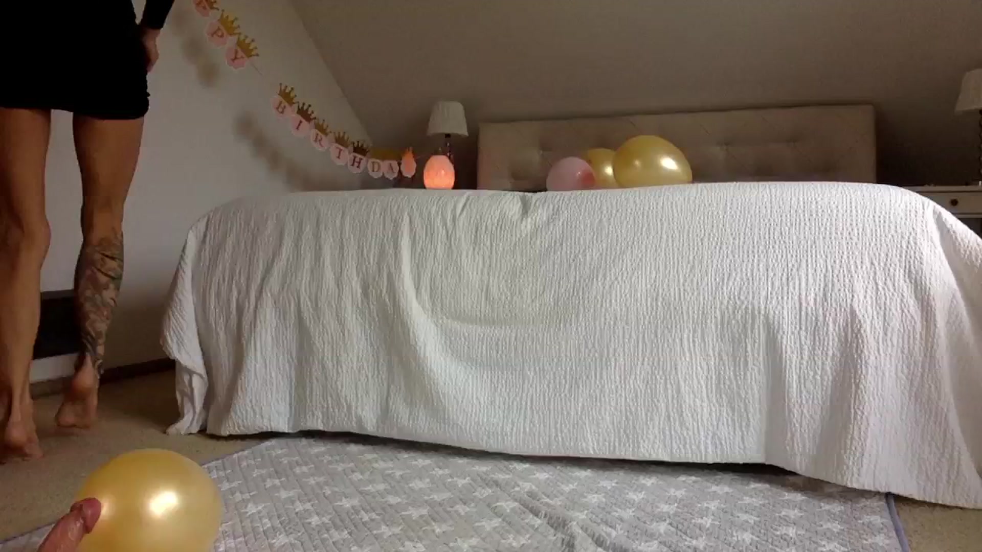 Gallery image thumbnail from OliviePaige's myfreecams stream on, 05/16/2025, 11:21 image 4 of 20