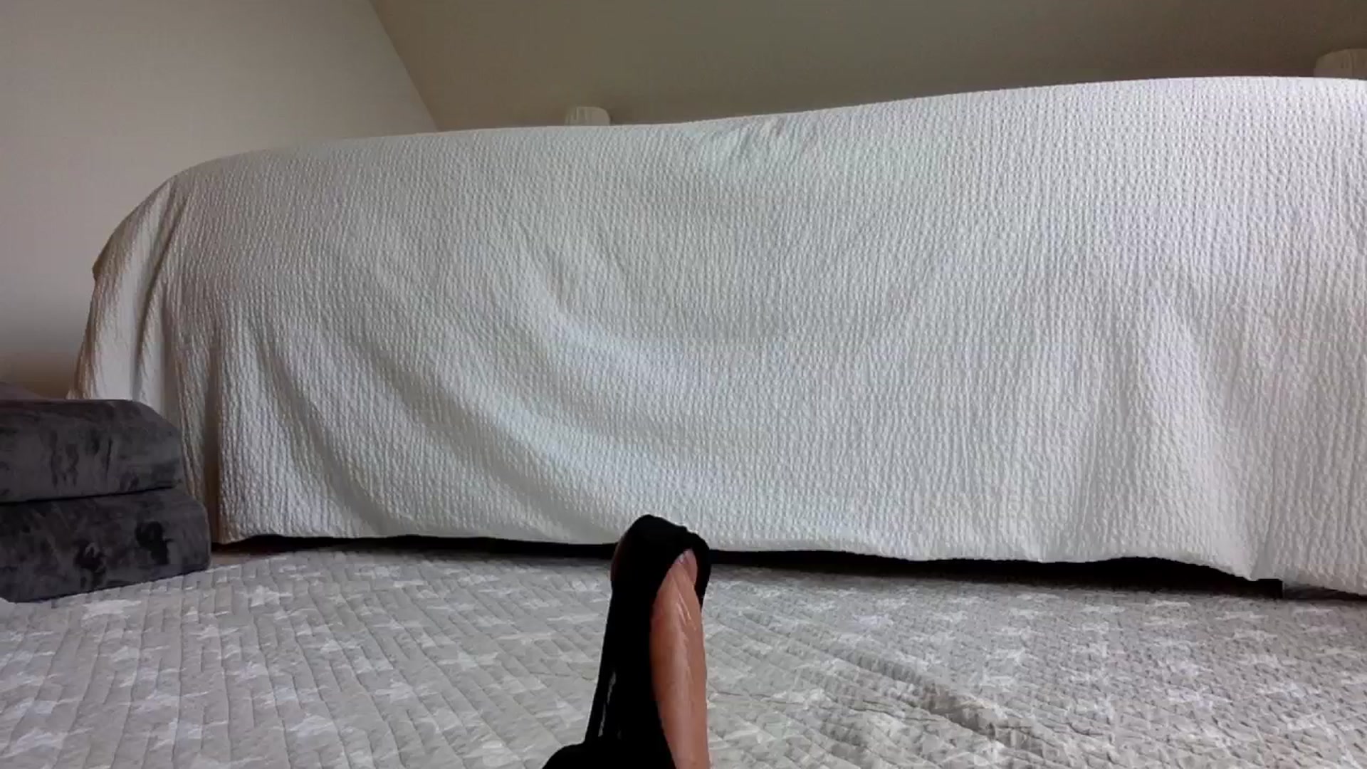 Gallery image thumbnail from OliviePaige's myfreecams stream on, 06/27/2025, 10:30 image 9 of 20
