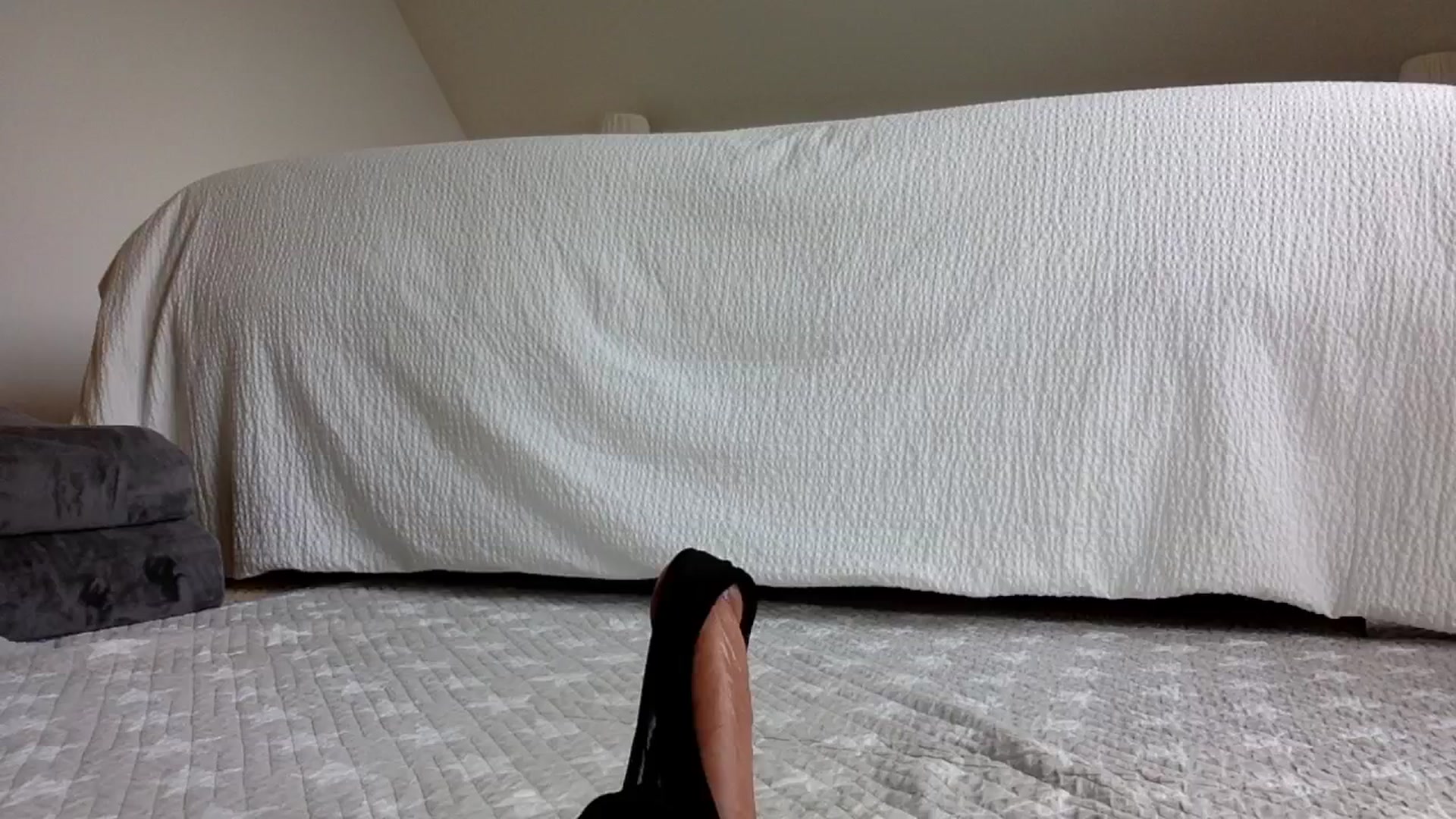 Gallery image thumbnail from OliviePaige's myfreecams stream on, 06/27/2025, 10:30 image 10 of 20