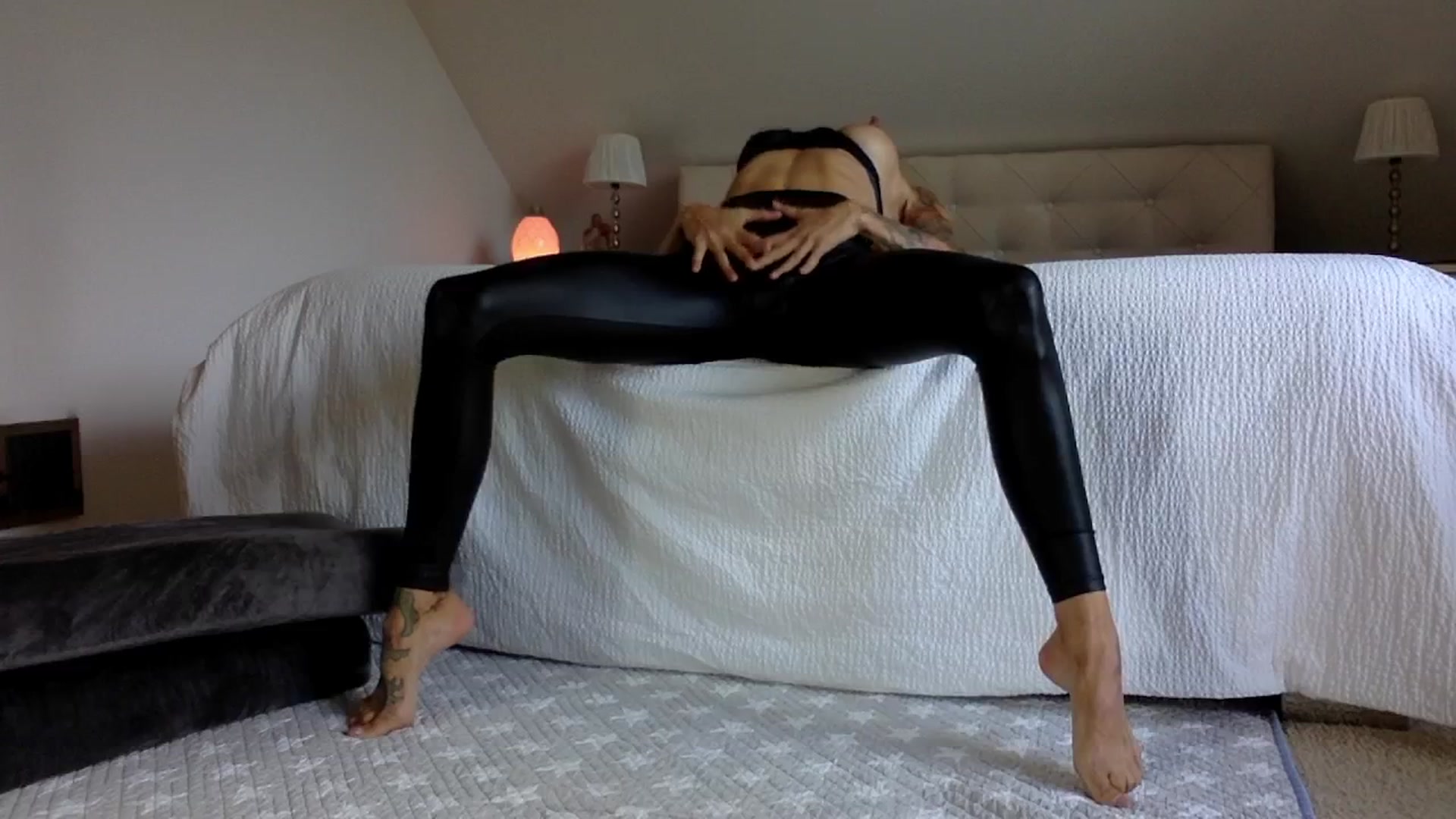 Gallery image thumbnail from OliviePaige's myfreecams stream on, 08/27/2025, 09:51 image 20 of 20