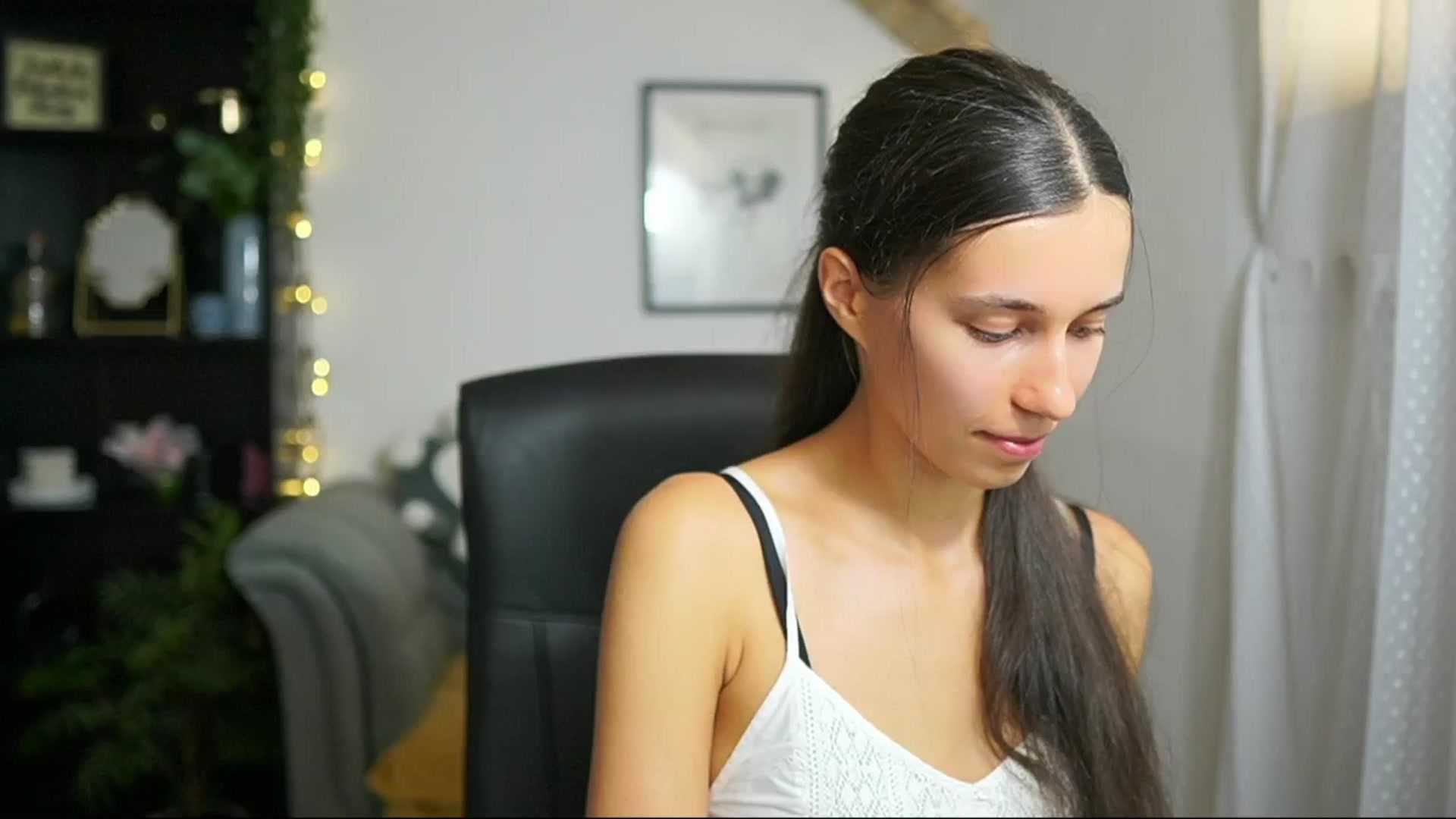 Gallery image thumbnail from Oliviiia_cruz's myfreecams stream on, 09/02/2025, 17:17 image 1 of 20