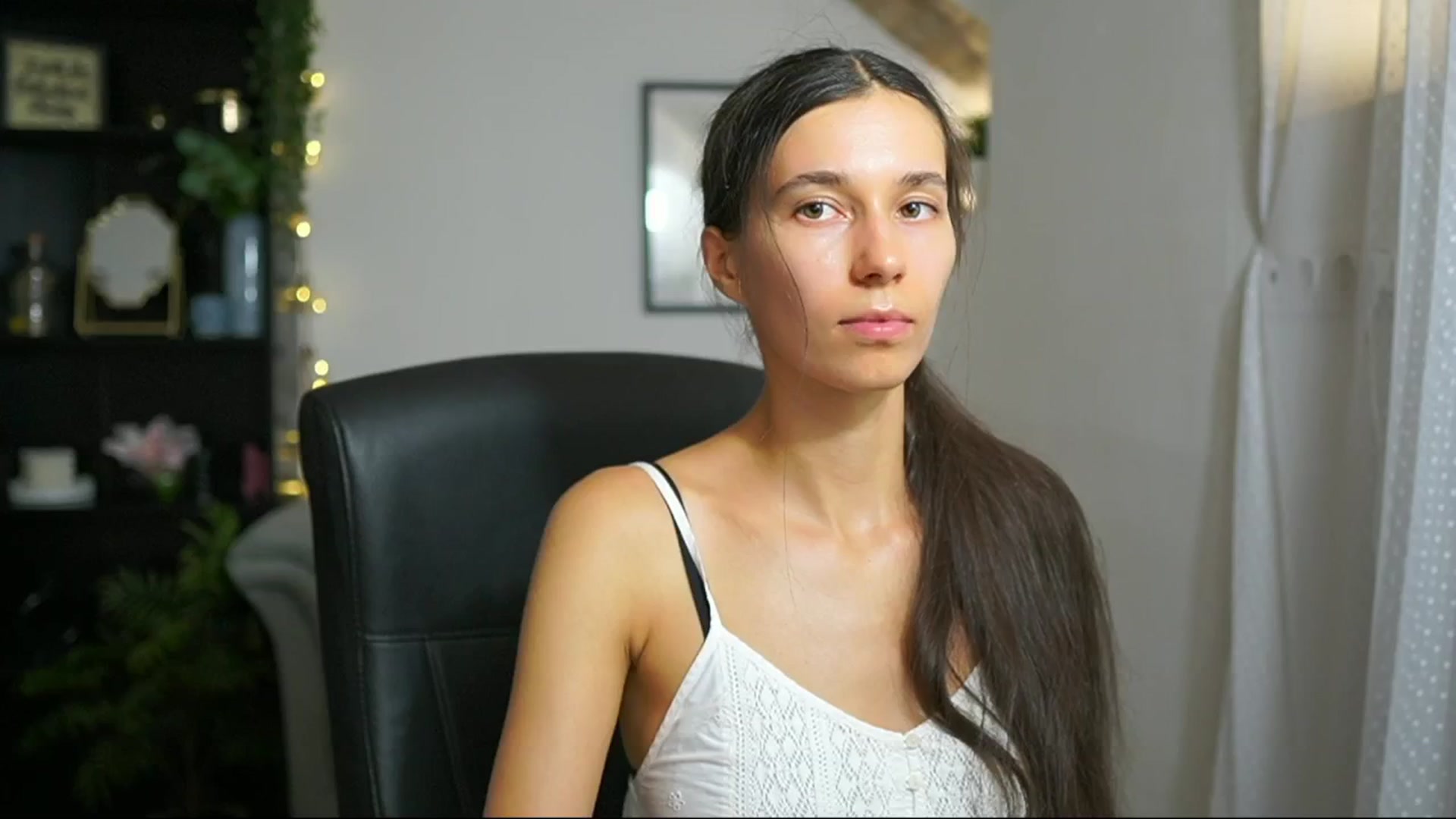 Gallery image thumbnail from Oliviiia_cruz's myfreecams stream on, 09/02/2025, 17:17 image 18 of 20
