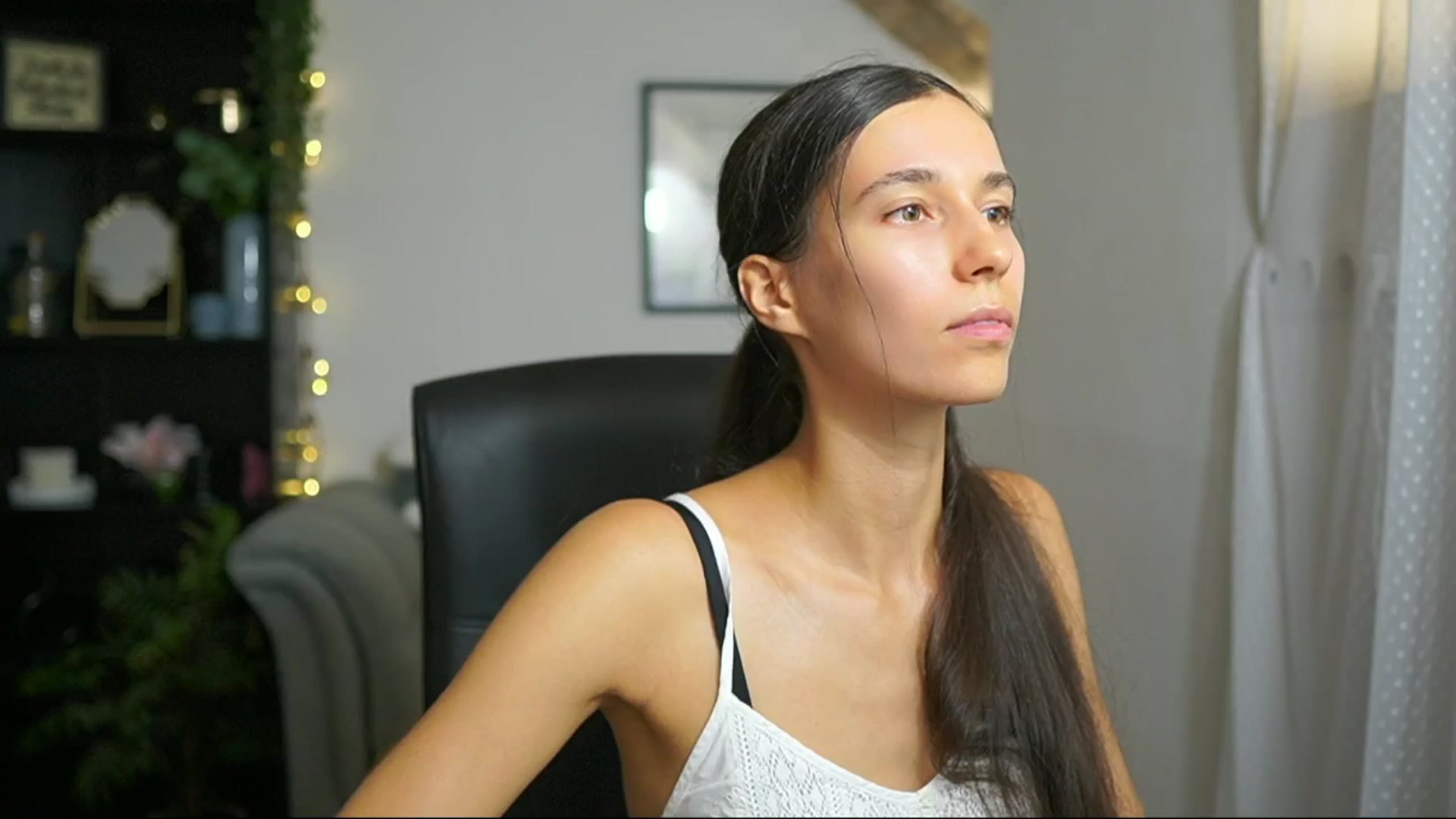 Gallery image thumbnail from Oliviiia_cruz's myfreecams stream on, 09/02/2025, 17:17 image 4 of 20