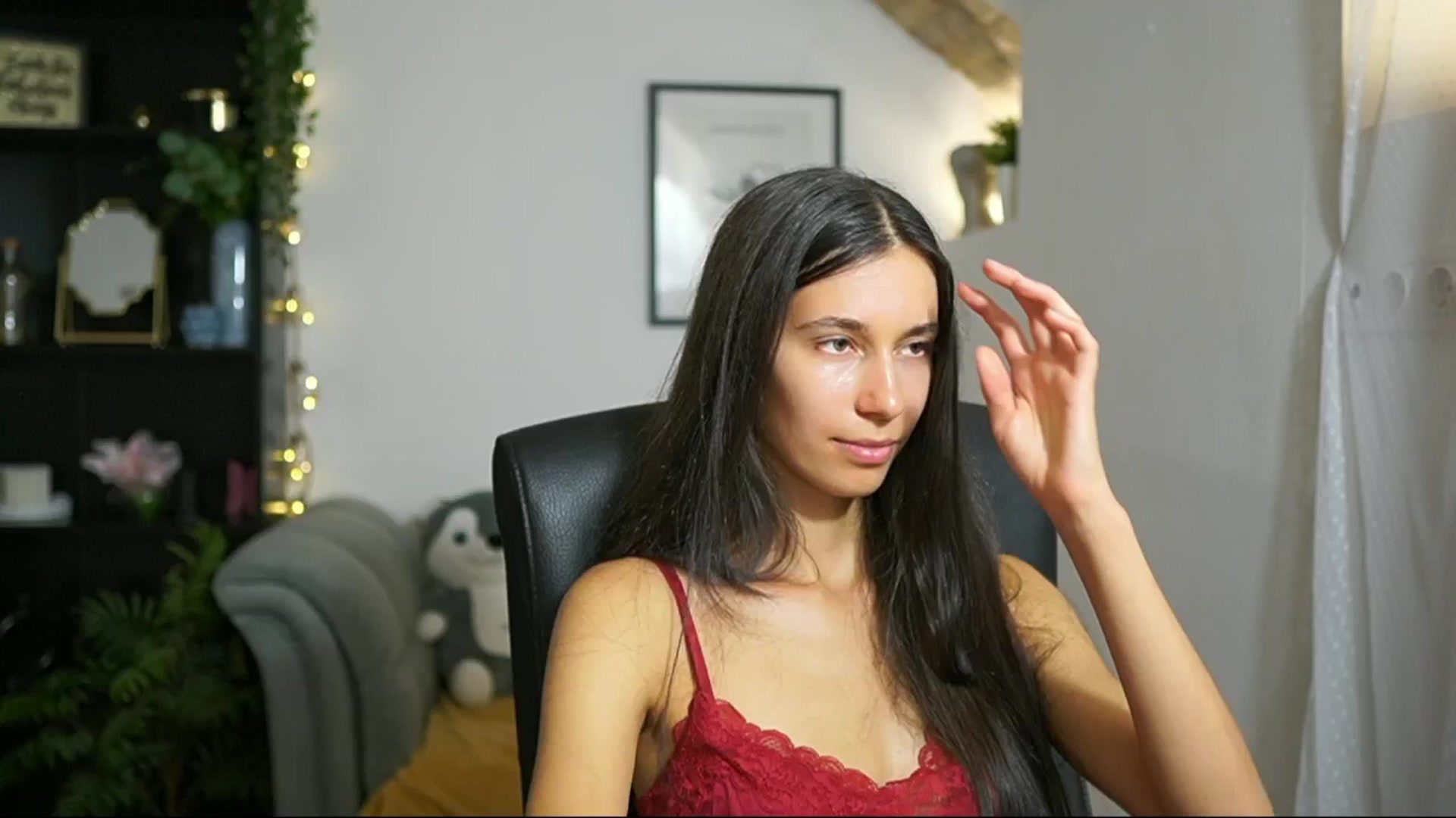 Gallery image thumbnail from Oliviiia_cruz's myfreecams stream on, 09/03/2025, 15:06 image 7 of 20