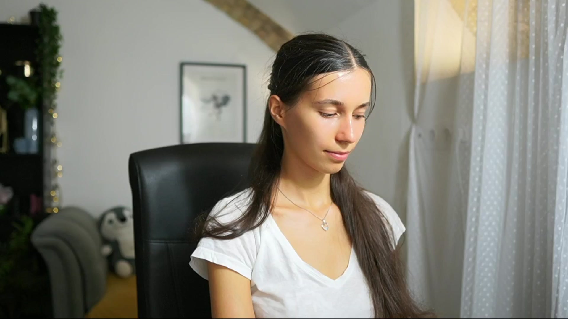 Gallery image thumbnail from Oliviiia_cruz's myfreecams stream on, 09/06/2025, 14:00 image 17 of 20
