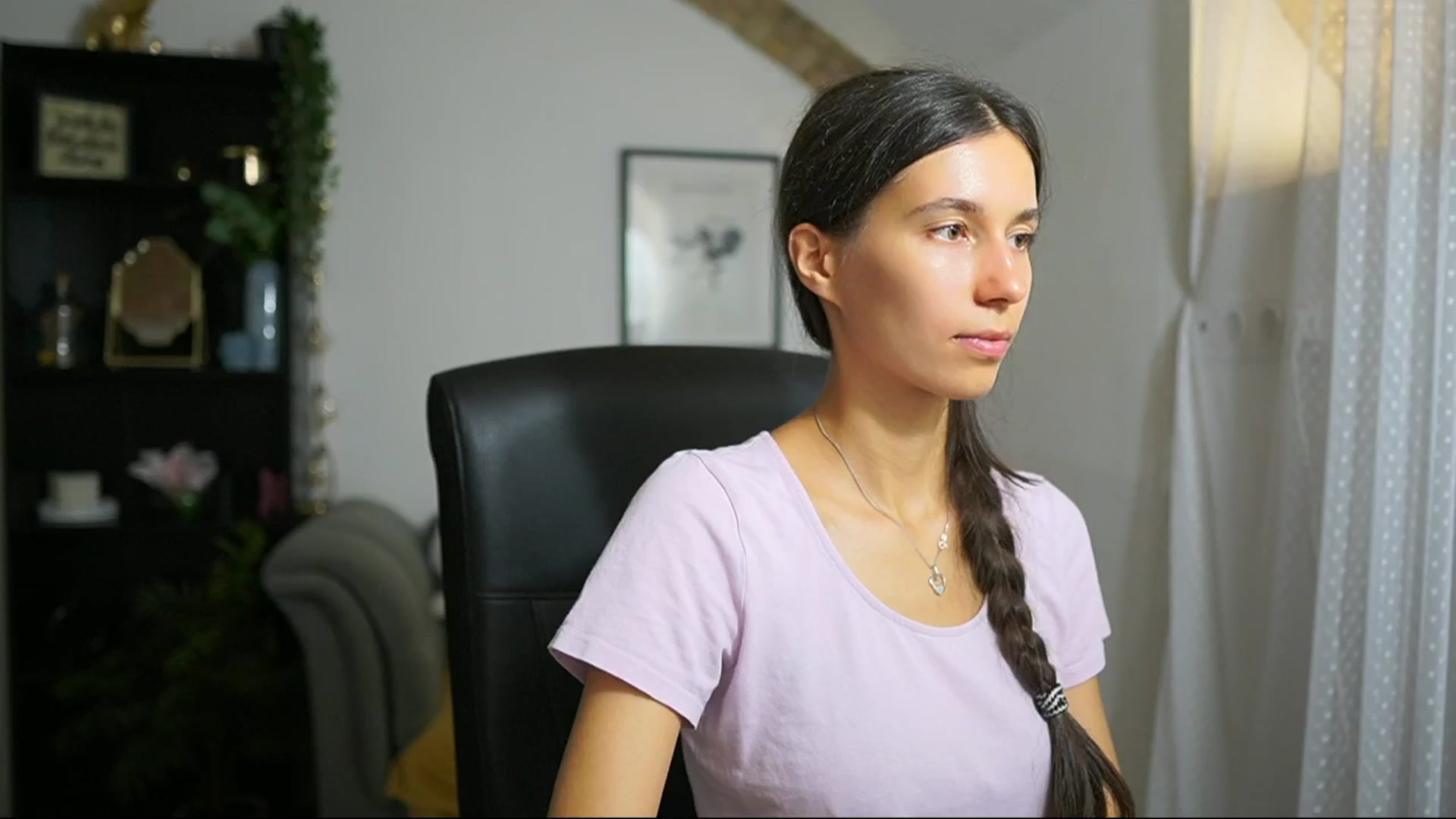 Gallery image thumbnail from Oliviiia_cruz's myfreecams stream on, 09/08/2025, 10:26 image 12 of 20