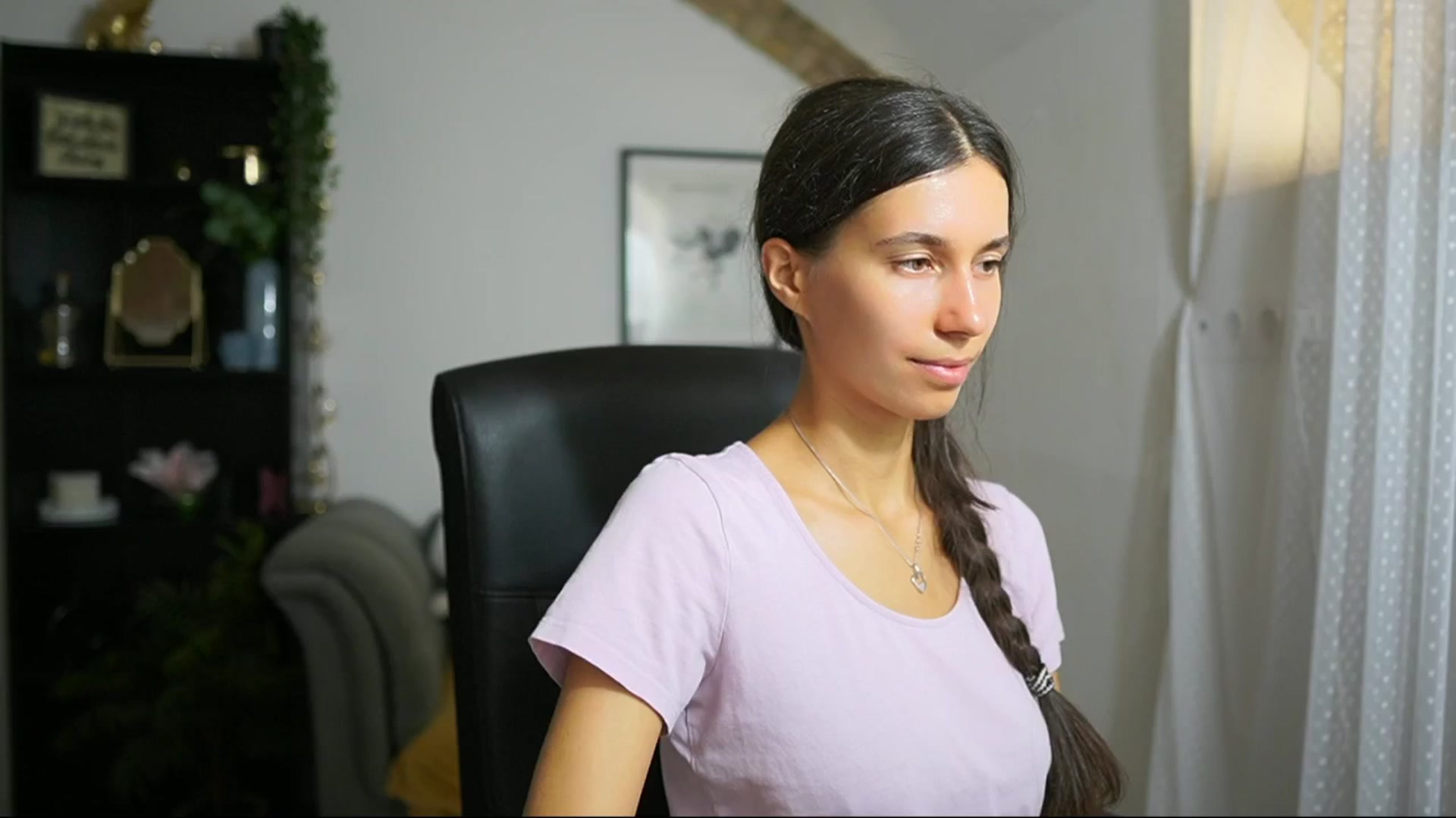 Gallery image thumbnail from Oliviiia_cruz's myfreecams stream on, 09/08/2025, 10:26 image 2 of 20