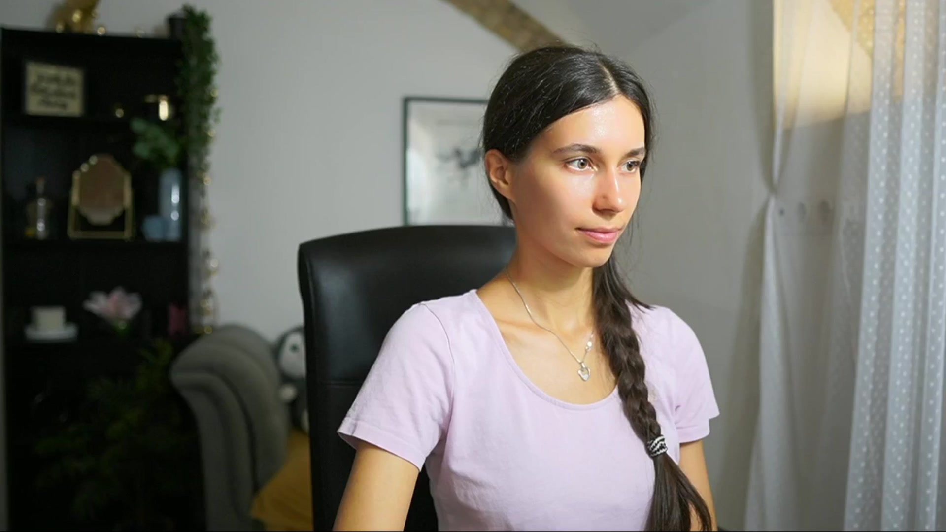 Gallery image thumbnail from Oliviiia_cruz's myfreecams stream on, 09/08/2025, 10:26 image 7 of 20