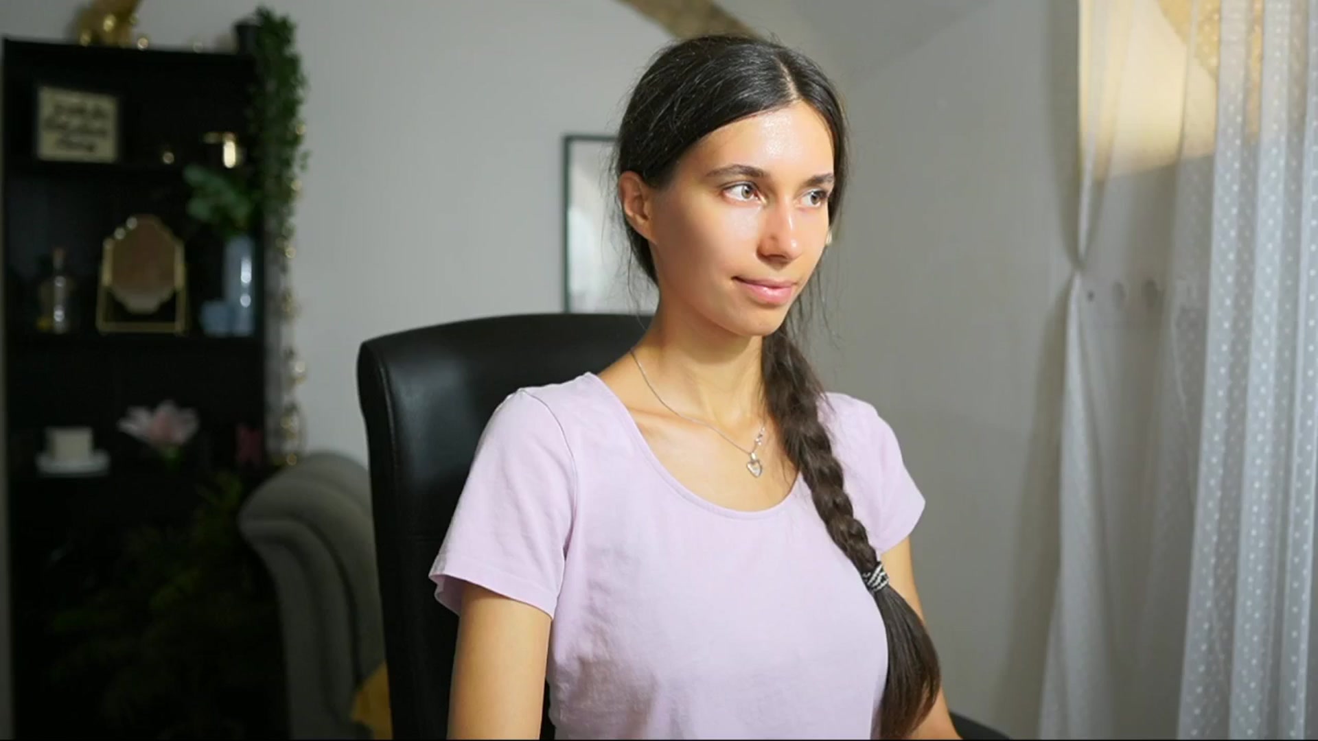 Gallery image thumbnail from Oliviiia_cruz's myfreecams stream on, 09/08/2025, 10:58 image 8 of 20
