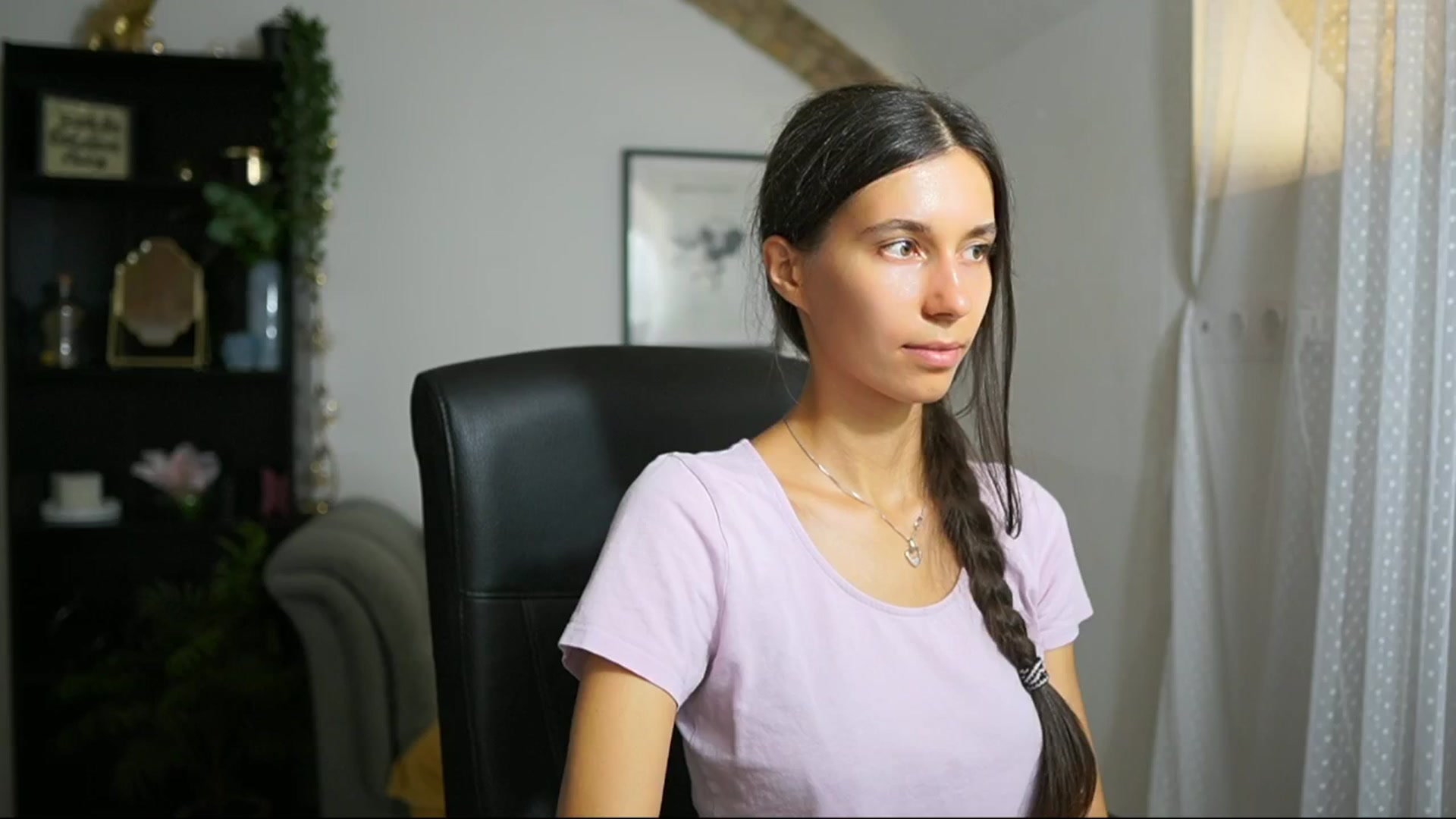 Gallery image thumbnail from Oliviiia_cruz's myfreecams stream on, 09/08/2025, 10:58 image 18 of 20