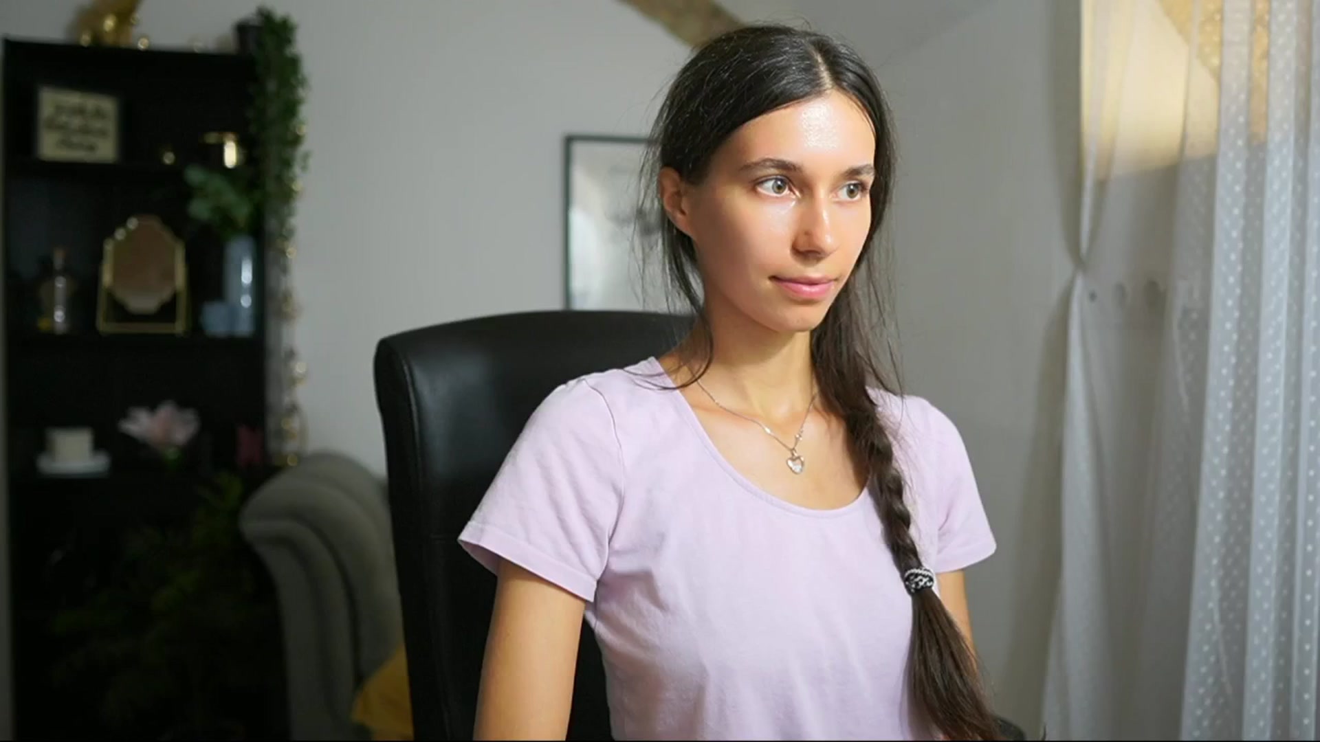 Gallery image thumbnail from Oliviiia_cruz's myfreecams stream on, 09/08/2025, 11:21 image 20 of 20