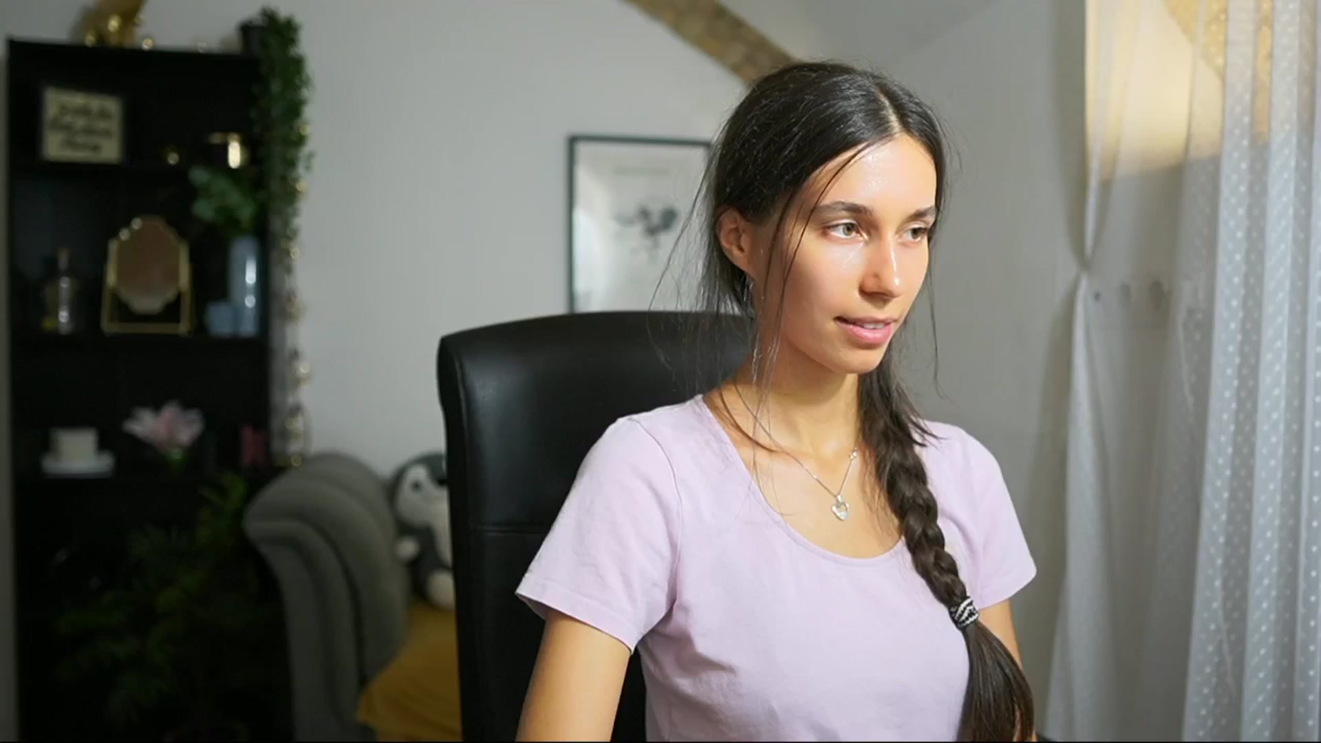 Gallery image thumbnail from Oliviiia_cruz's myfreecams stream on, 09/08/2025, 12:27 image 3 of 20