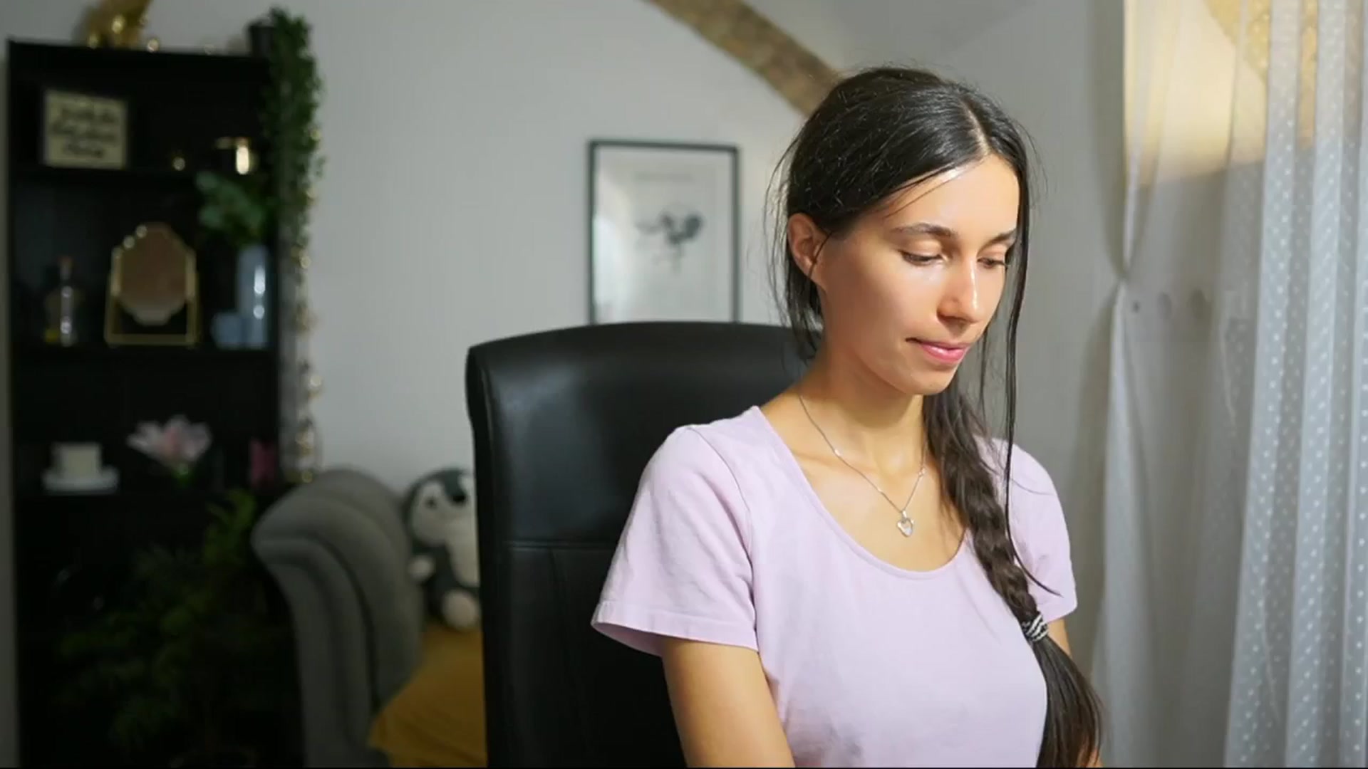 Gallery image thumbnail from Oliviiia_cruz's myfreecams stream on, 09/08/2025, 12:27 image 17 of 20