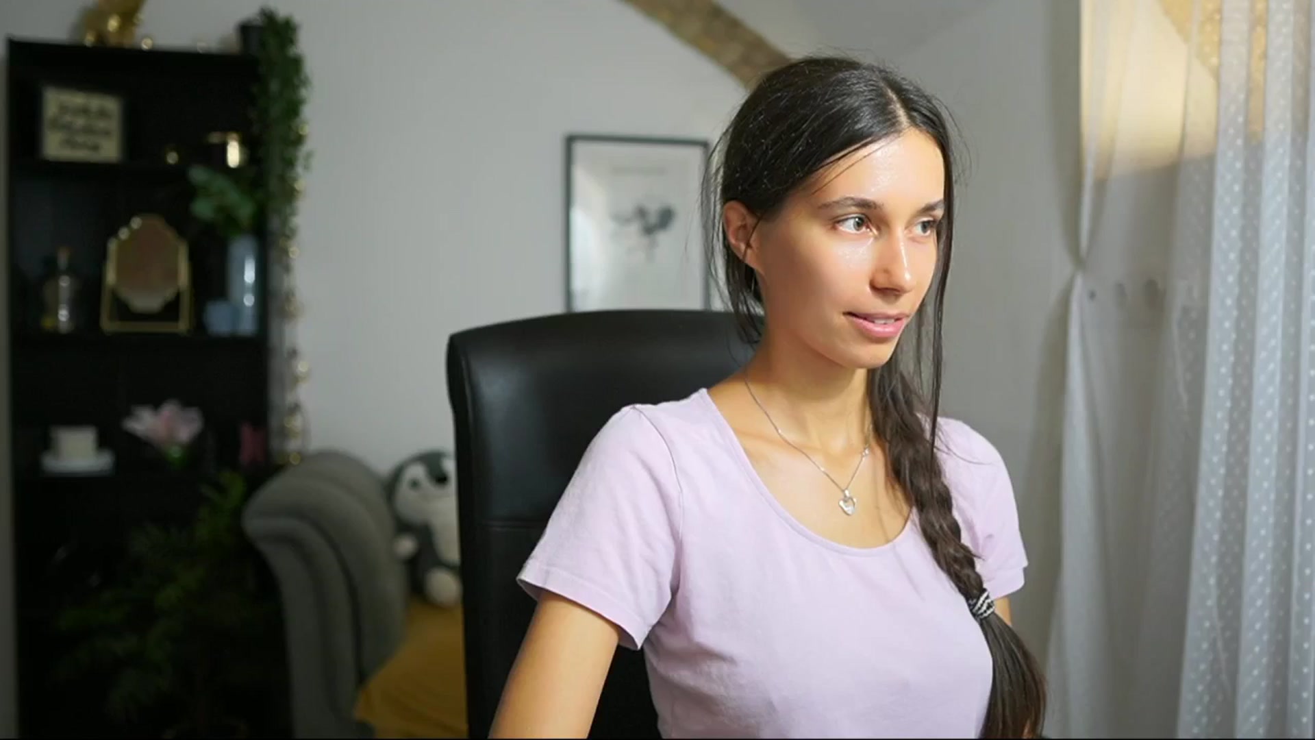 Gallery image thumbnail from Oliviiia_cruz's myfreecams stream on, 09/08/2025, 12:27 image 16 of 20