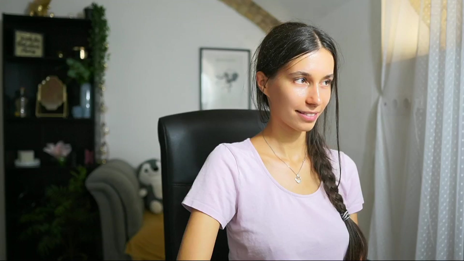 Gallery image thumbnail from Oliviiia_cruz's myfreecams stream on, 09/08/2025, 12:27 image 20 of 20