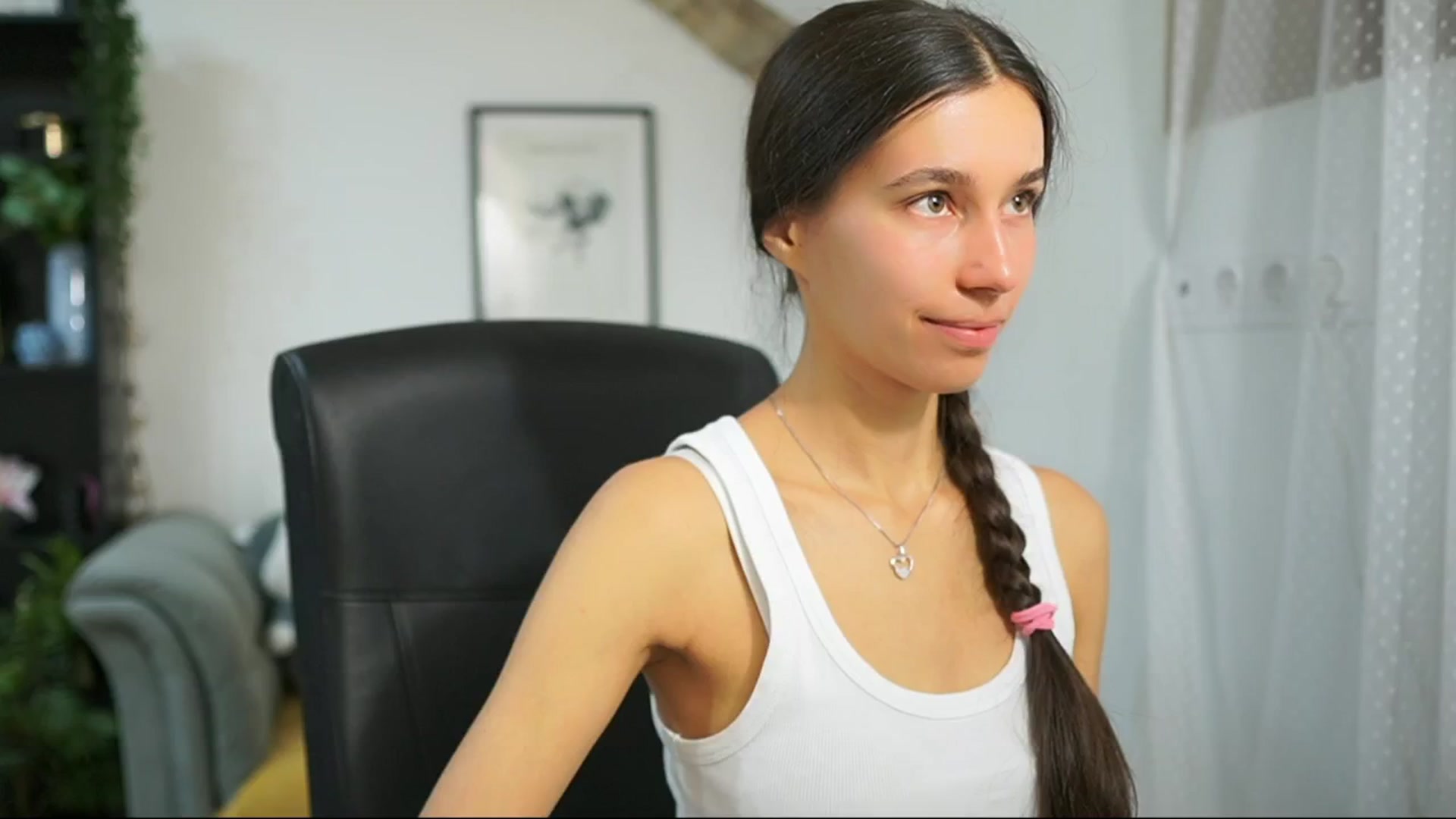 Gallery image thumbnail from Oliviiia_cruz's myfreecams stream on, 09/21/2025, 08:17 image 20 of 20