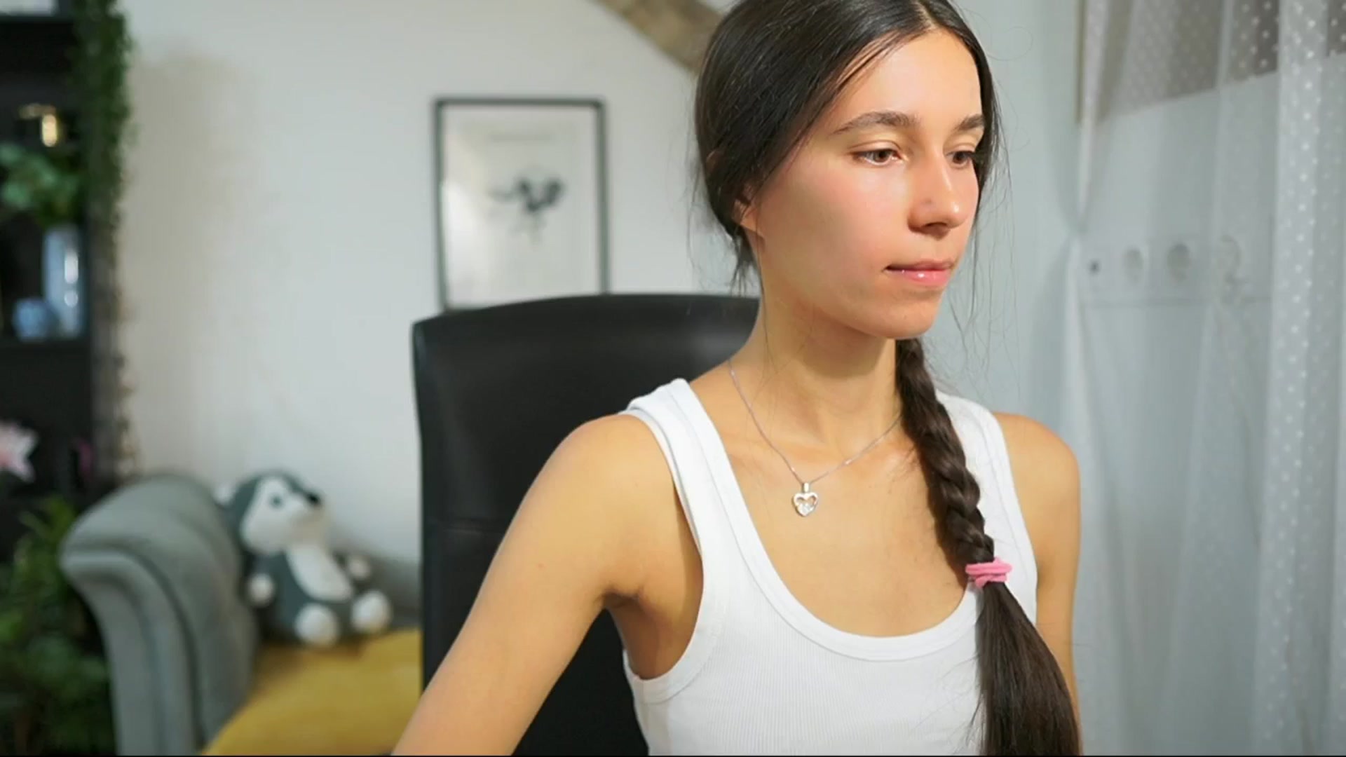 Gallery image thumbnail from Oliviiia_cruz's myfreecams stream on, 09/21/2025, 08:49 image 19 of 20