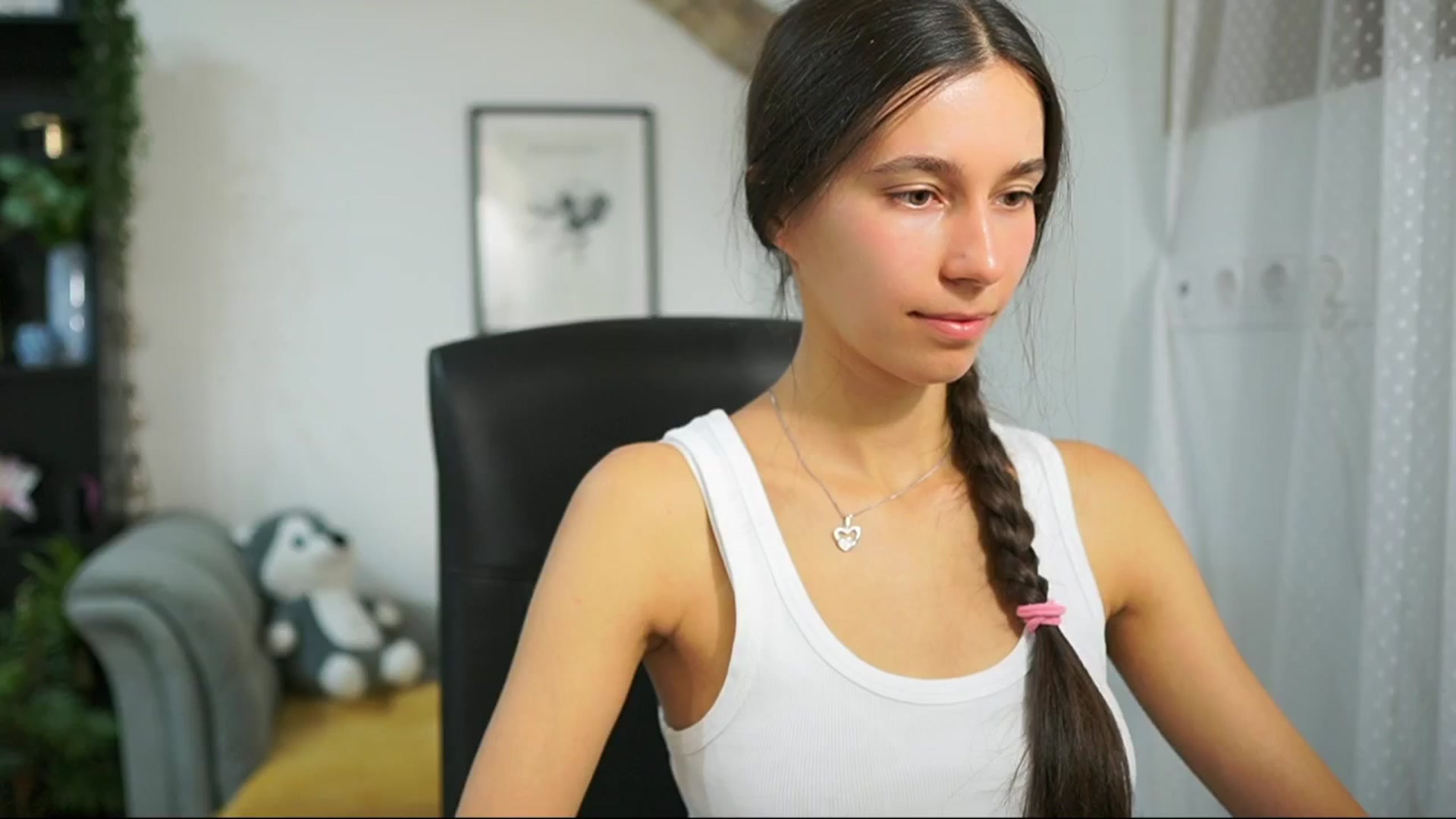Gallery image thumbnail from Oliviiia_cruz's myfreecams stream on, 09/21/2025, 08:49 image 10 of 20