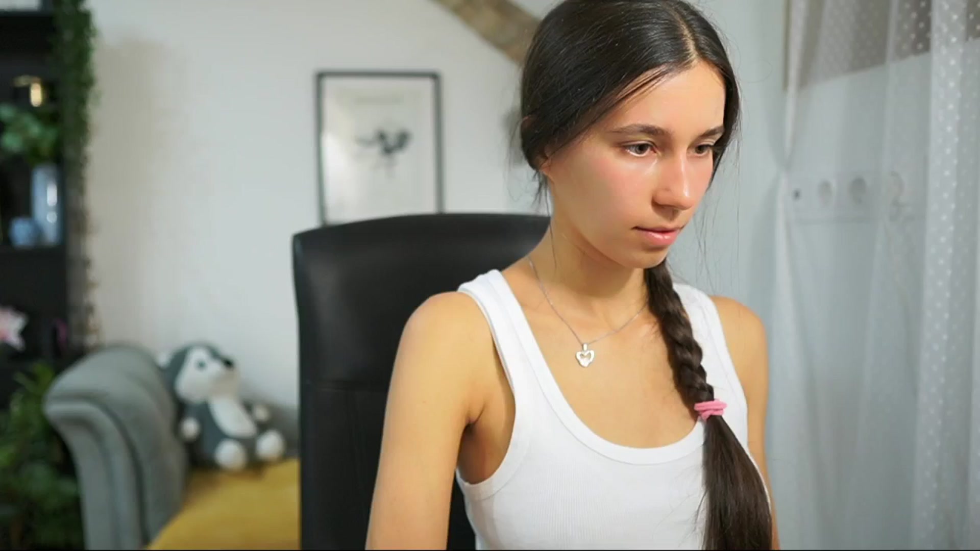 Gallery image thumbnail from Oliviiia_cruz's myfreecams stream on, 09/21/2025, 08:49 image 9 of 20