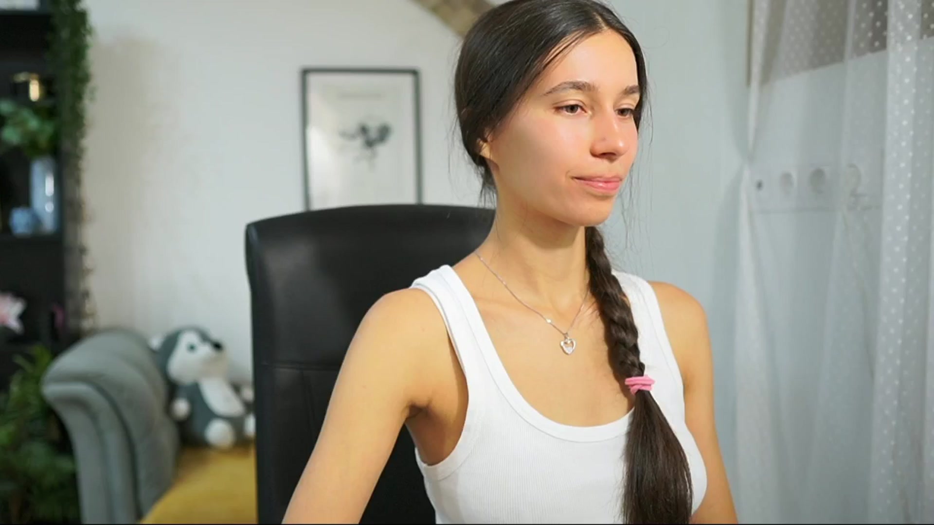 Gallery image thumbnail from Oliviiia_cruz's myfreecams stream on, 09/21/2025, 08:49 image 3 of 20