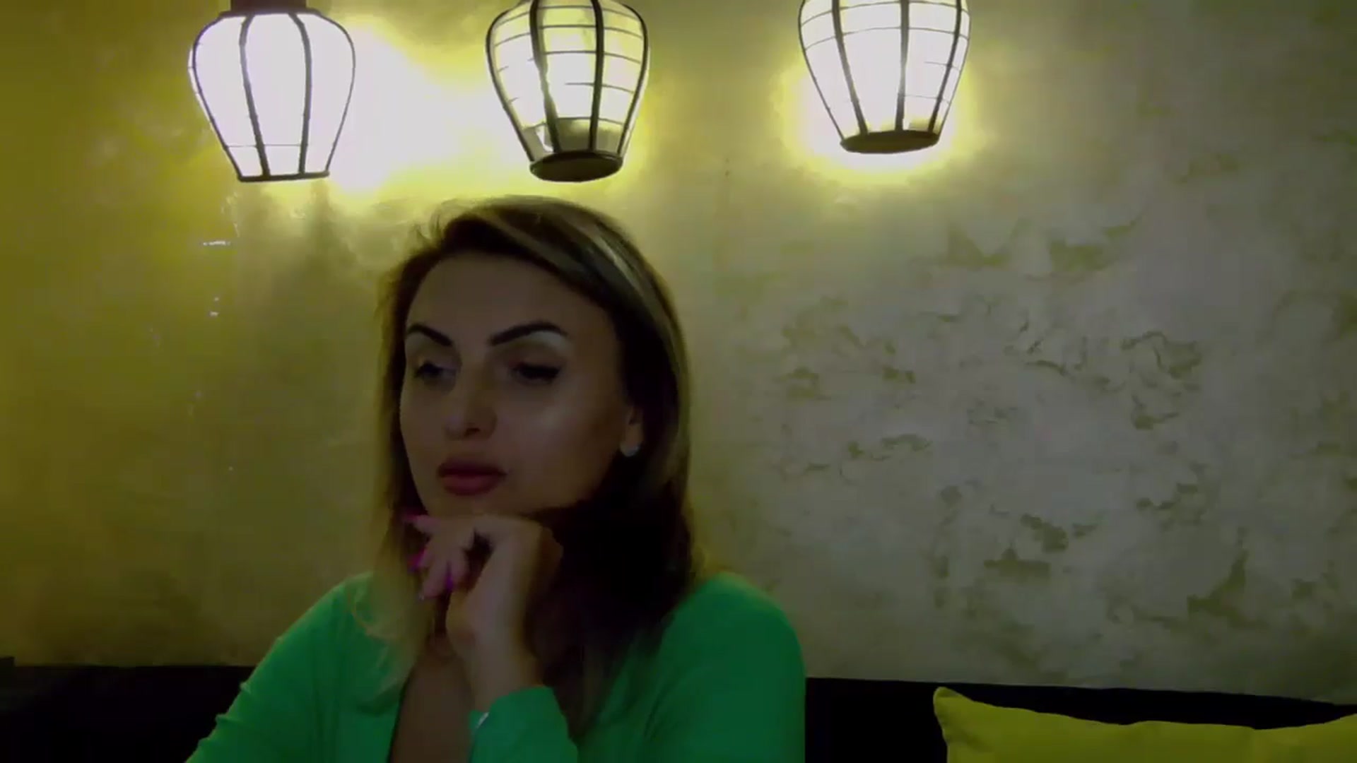 Gallery image thumbnail from OlivyaMoon's myfreecams stream on, 08/20/2025, 04:49 image 8 of 20