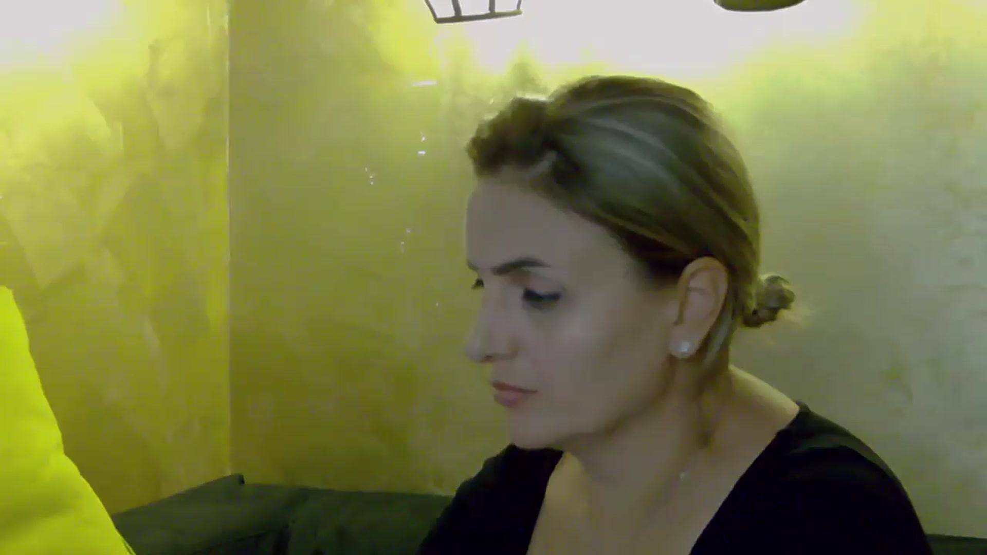 Gallery image thumbnail from OlivyaMoon's myfreecams stream on, 08/21/2025, 06:16 image 10 of 20