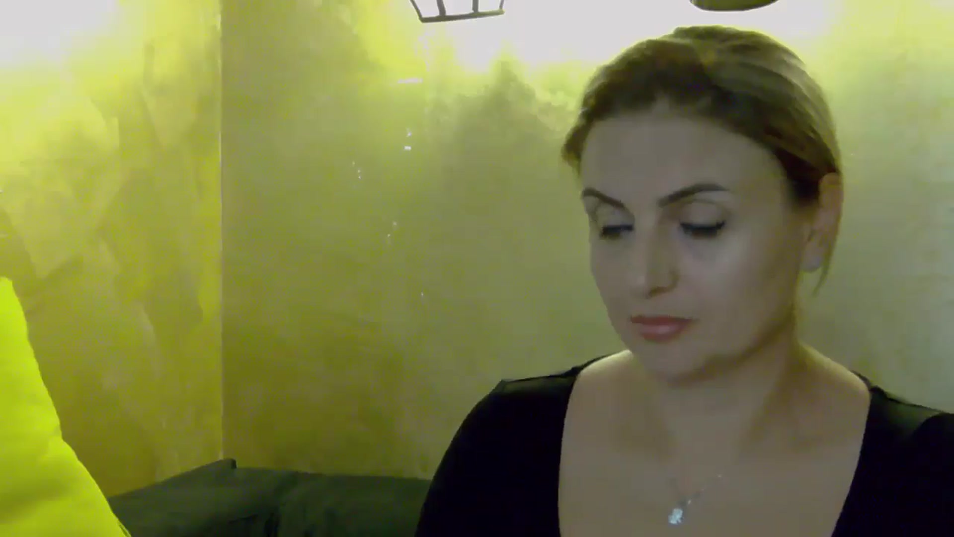 Gallery image thumbnail from OlivyaMoon's myfreecams stream on, 08/21/2025, 06:16 image 11 of 20