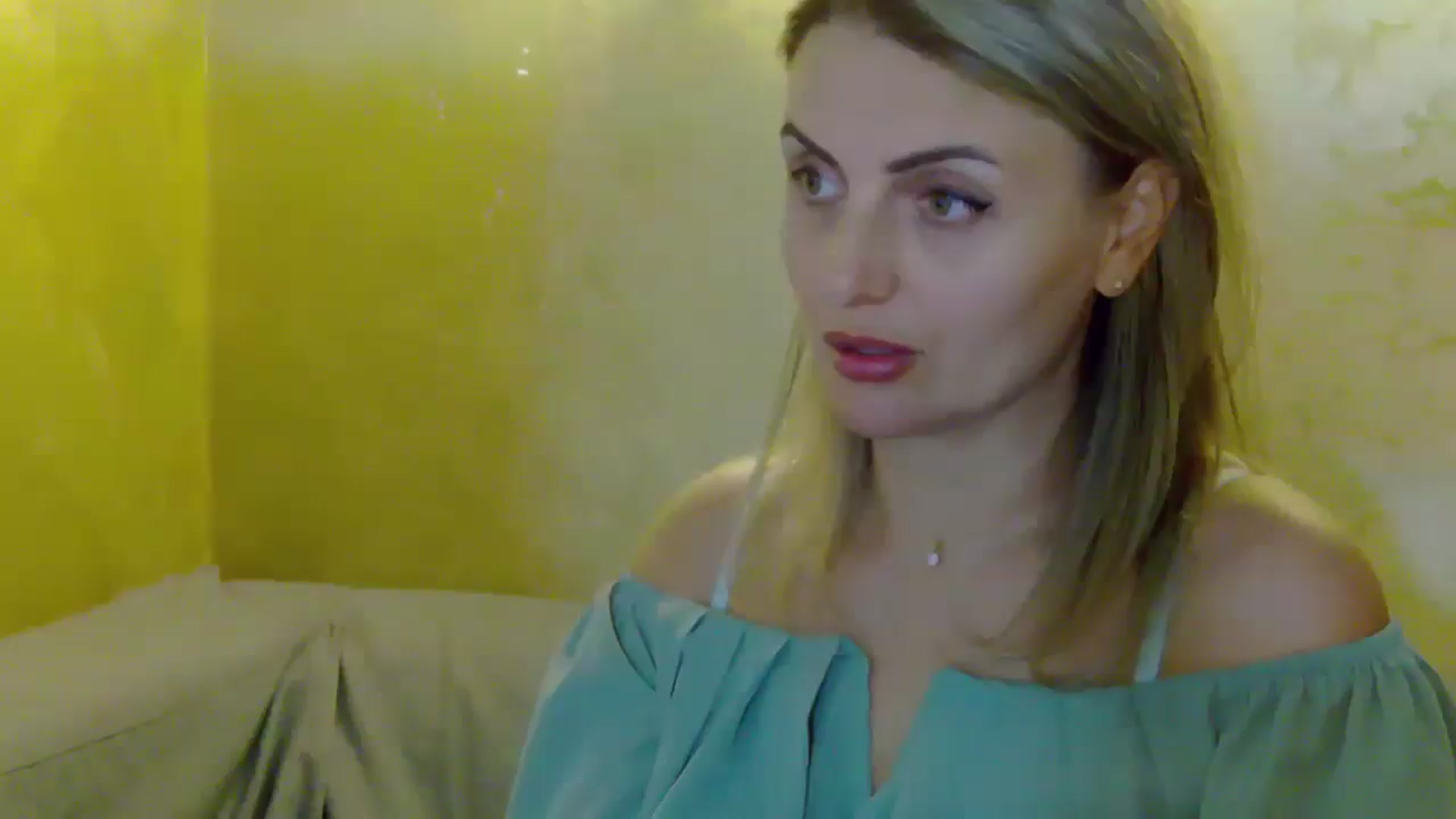 Gallery image thumbnail from OlivyaMoon's myfreecams stream on, 09/08/2025, 23:52 image 5 of 20
