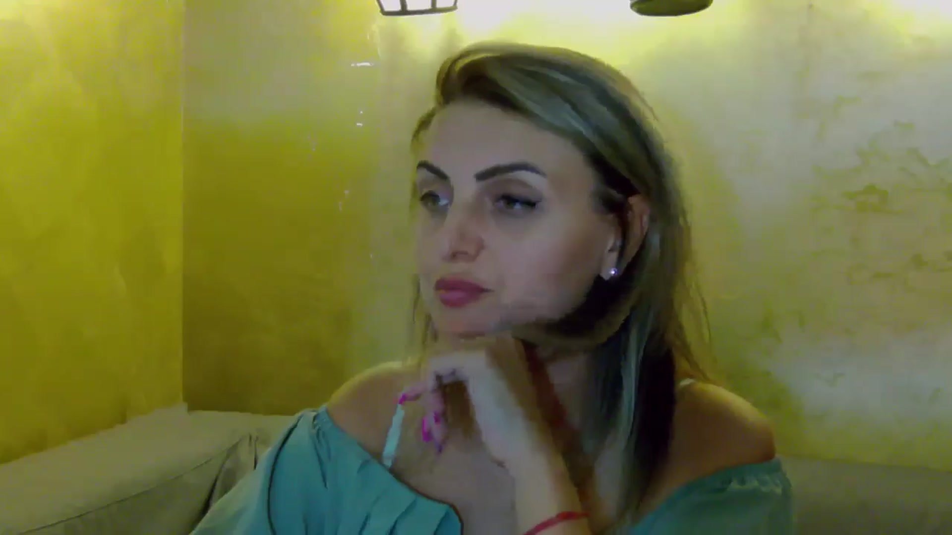 Gallery image thumbnail from OlivyaMoon's myfreecams stream on, 09/08/2025, 23:52 image 18 of 20