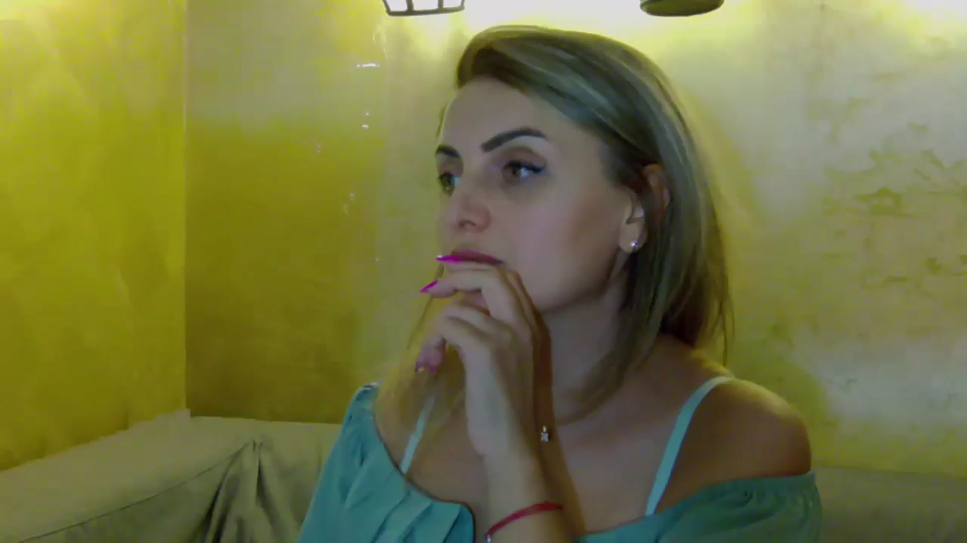 Gallery image thumbnail from OlivyaMoon's myfreecams stream on, 09/08/2025, 23:52 image 14 of 20