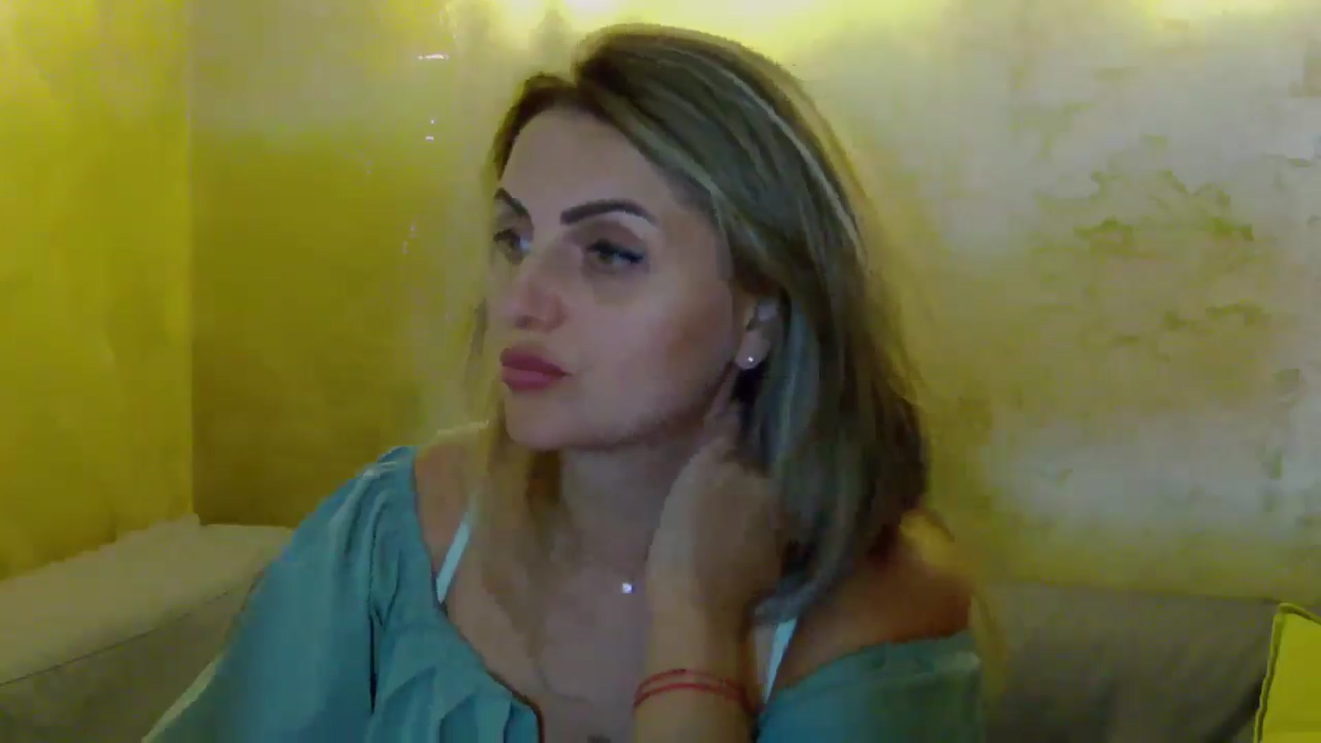 Gallery image thumbnail from OlivyaMoon's myfreecams stream on, 09/09/2025, 01:49 image 19 of 20