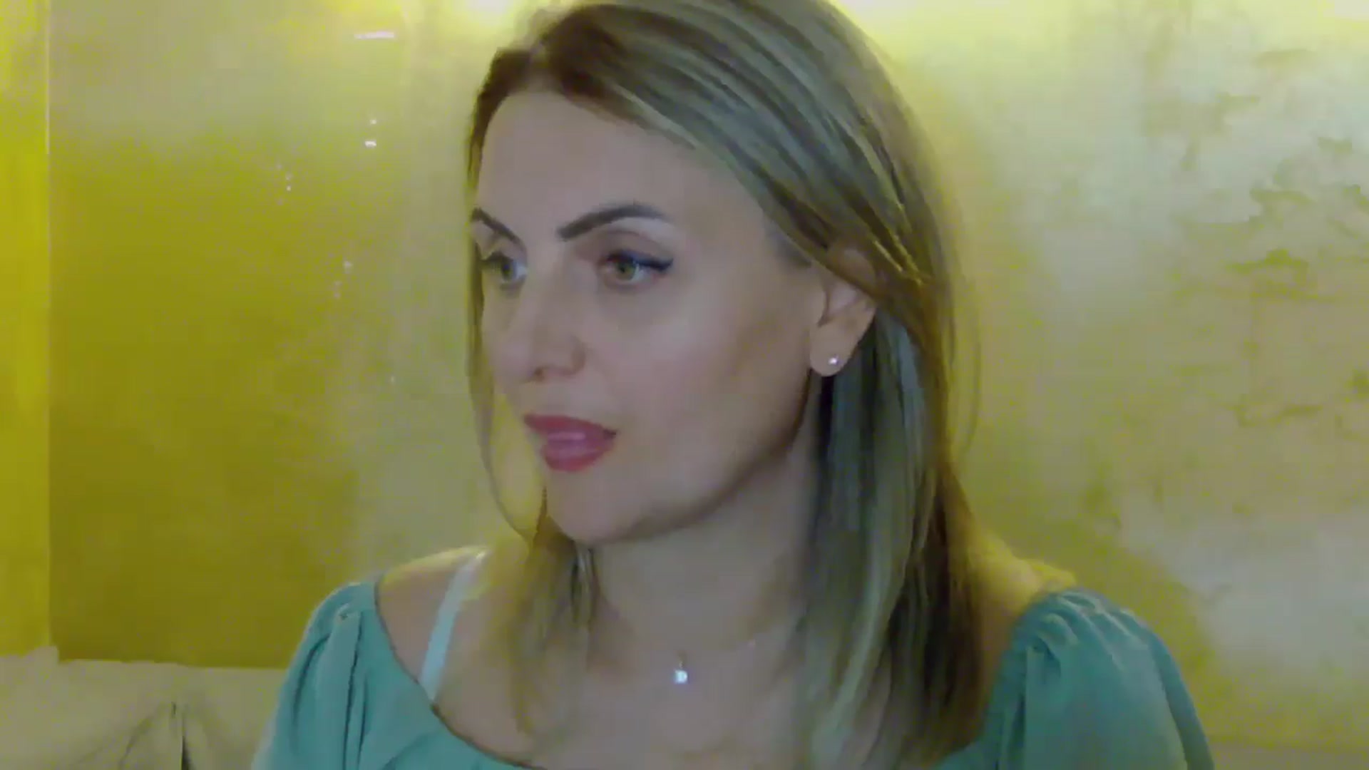 Gallery image thumbnail from OlivyaMoon's myfreecams stream on, 09/09/2025, 01:49 image 3 of 20