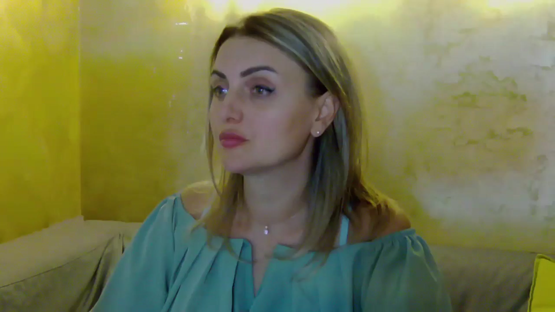 Gallery image thumbnail from OlivyaMoon's myfreecams stream on, 09/09/2025, 01:49 image 7 of 20