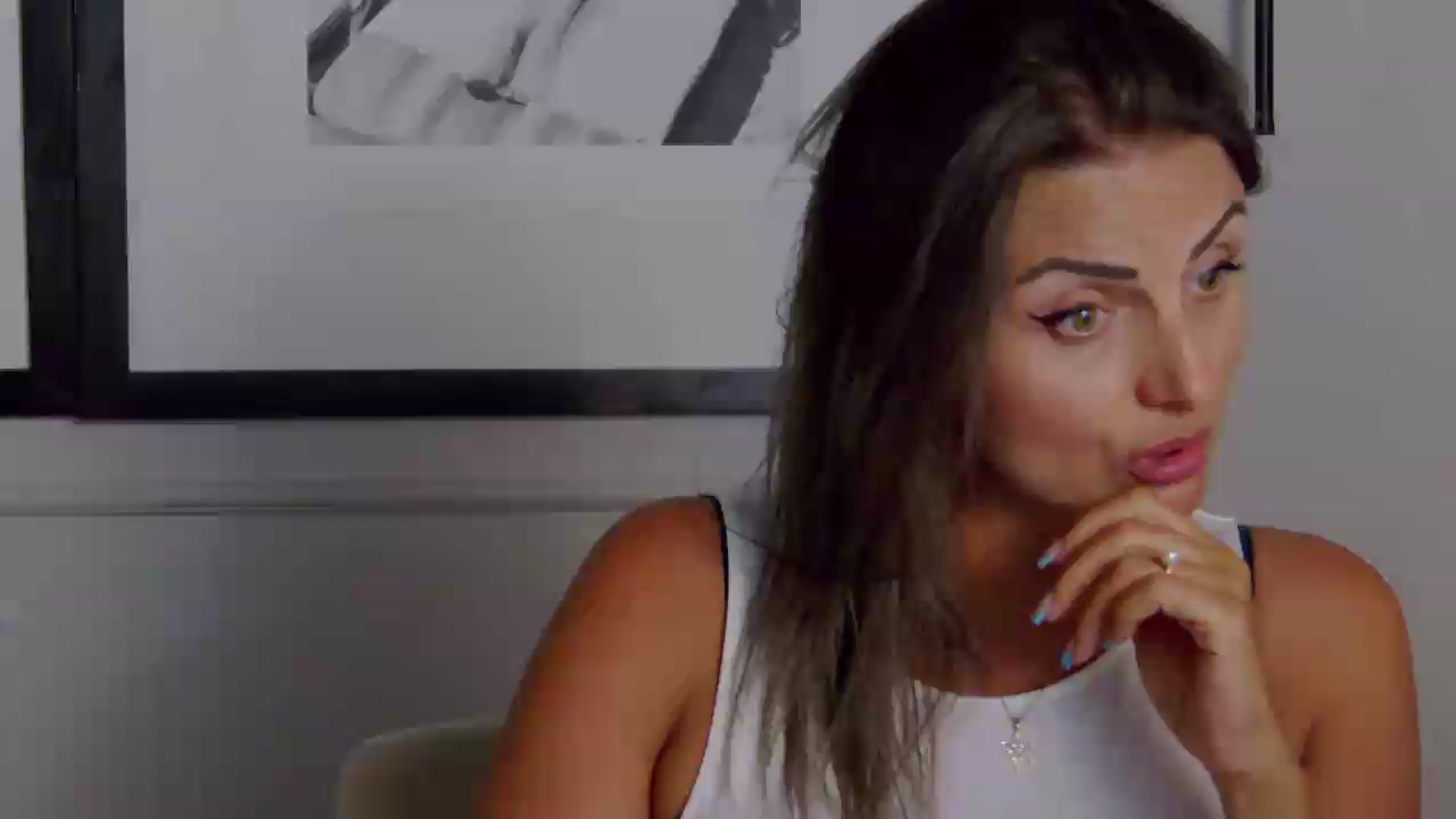 Gallery image thumbnail from OlivyaMoon's myfreecams stream on, 07/23/2026, 24:28 image 19 of 20