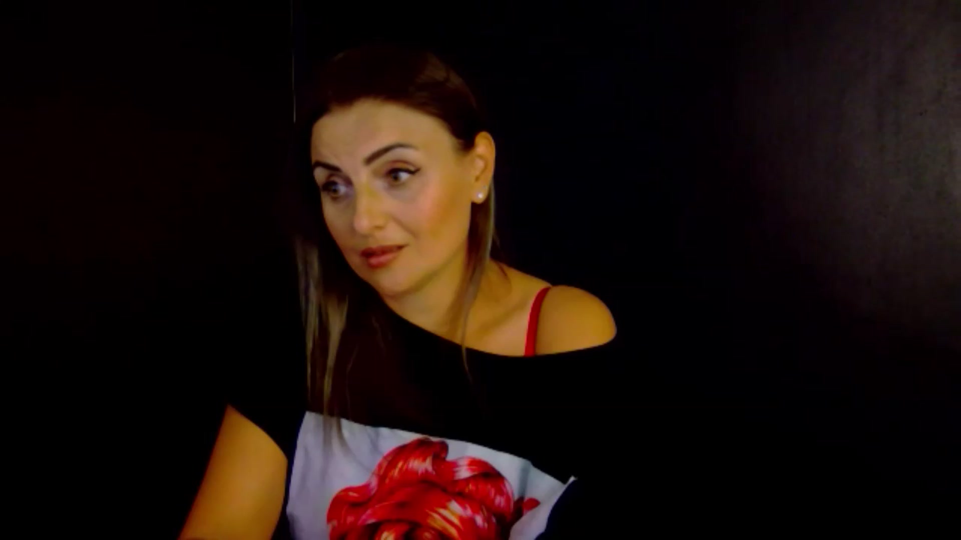 Gallery image thumbnail from OlivyaMoon's myfreecams stream on, 07/28/2026, 24:43 image 11 of 20