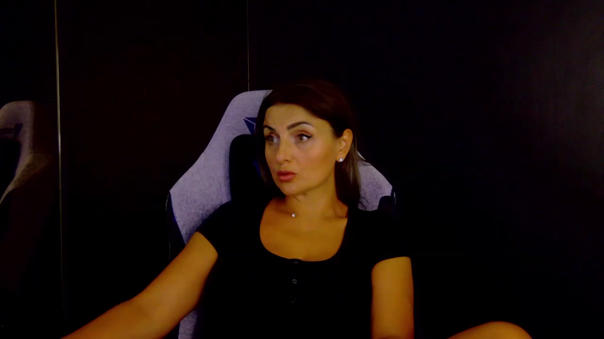 Gallery image thumbnail from OlivyaMoon's myfreecams stream on, 08/05/2026, 24:01 image 7 of 20