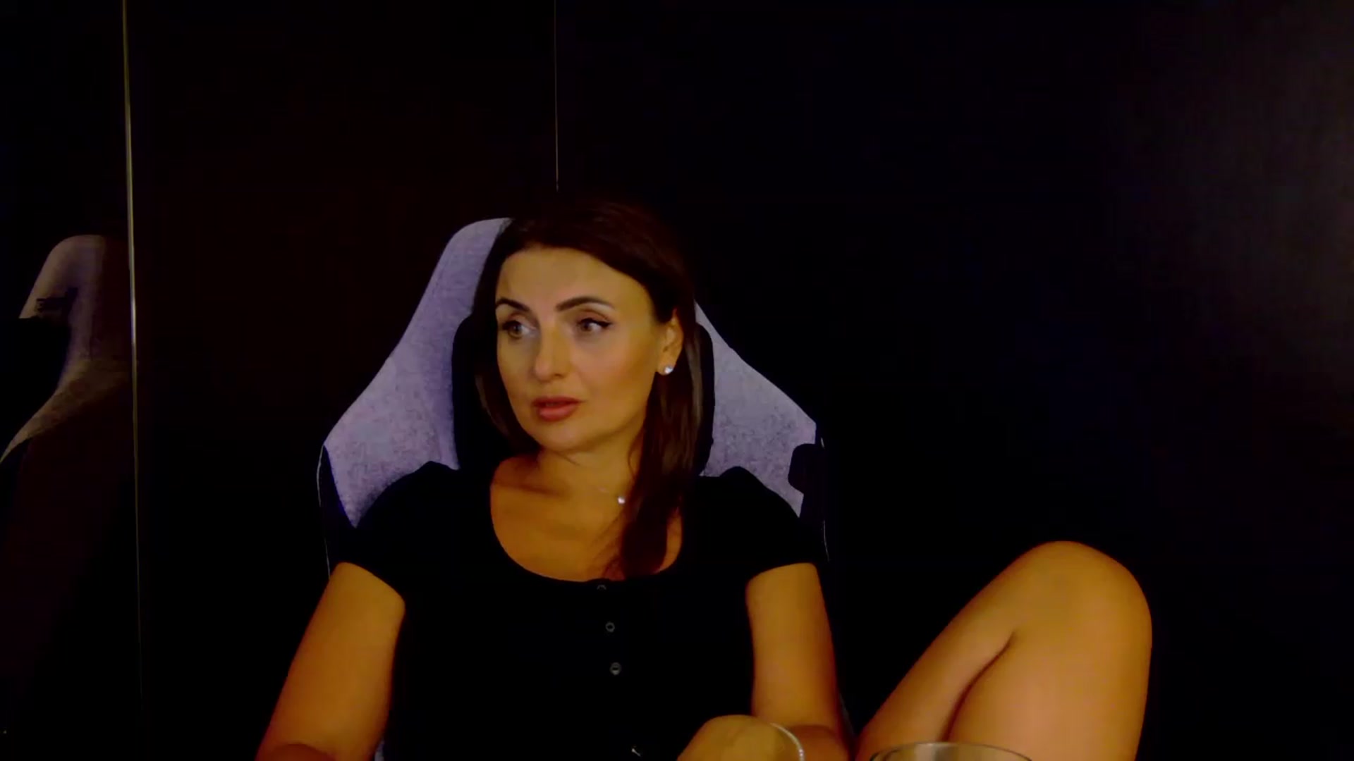 Gallery image thumbnail from OlivyaMoon's myfreecams stream on, 08/05/2026, 24:01 image 16 of 20