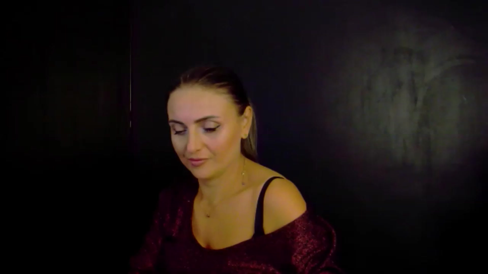 Gallery image thumbnail from OlivyaMoon's myfreecams stream on, 08/13/2026, 01:08 image 11 of 20