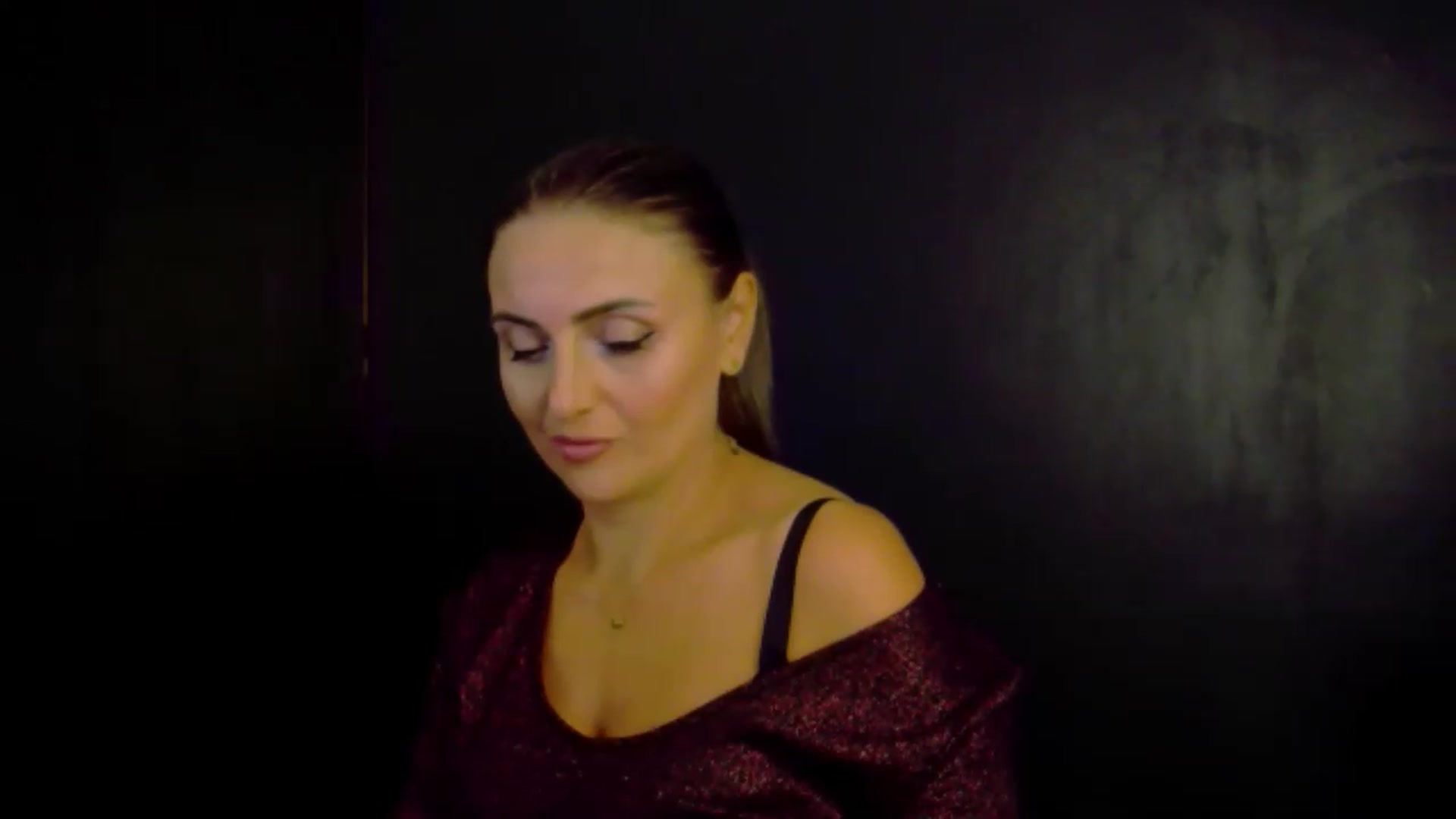 Gallery image thumbnail from OlivyaMoon's myfreecams stream on, 08/13/2026, 01:08 image 3 of 20