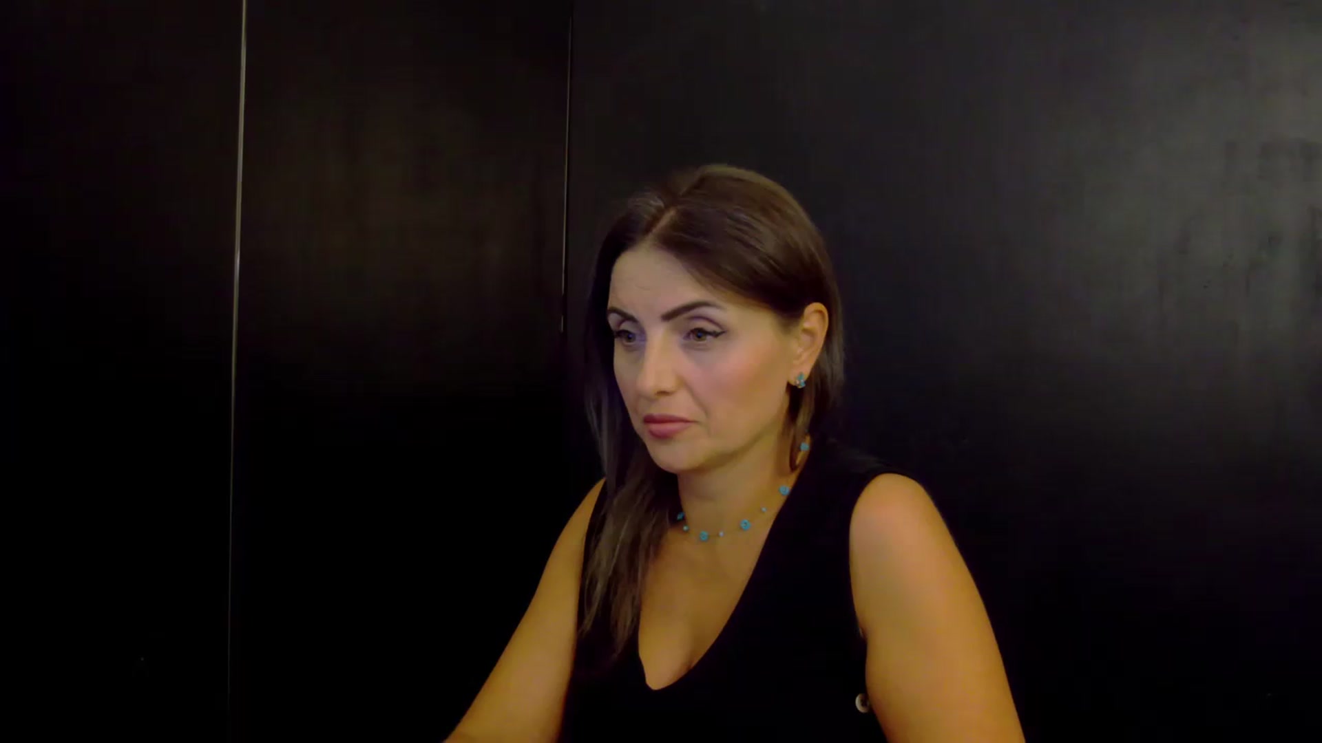 Gallery image thumbnail from OlivyaMoon's myfreecams stream on, 08/18/2026, 01:44 image 1 of 20
