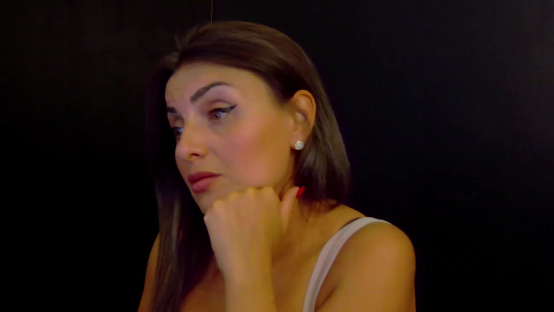 Gallery image thumbnail from OlivyaMoon's myfreecams stream on, 08/27/2026, 01:11 image 2 of 20