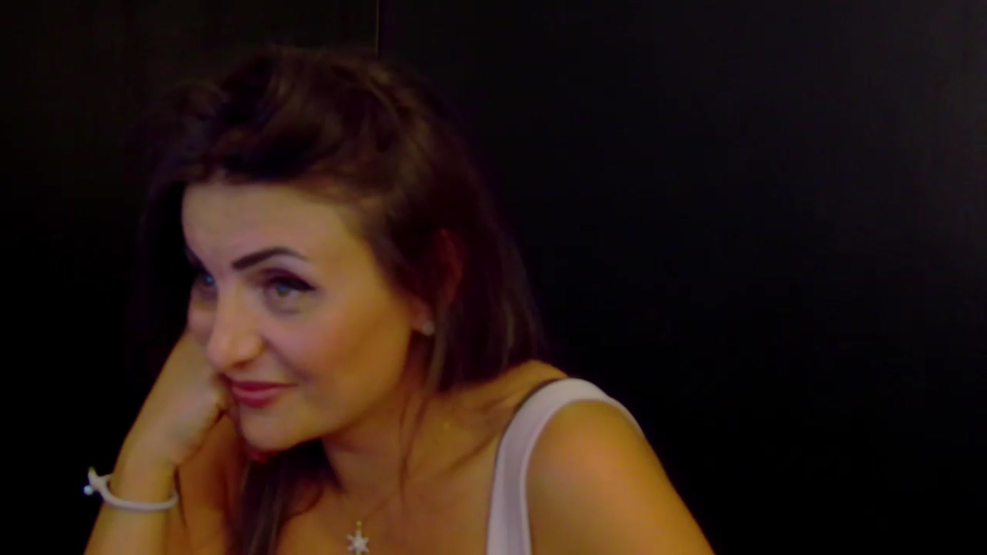 Gallery image thumbnail from OlivyaMoon's myfreecams stream on, 08/27/2026, 01:11 image 6 of 20