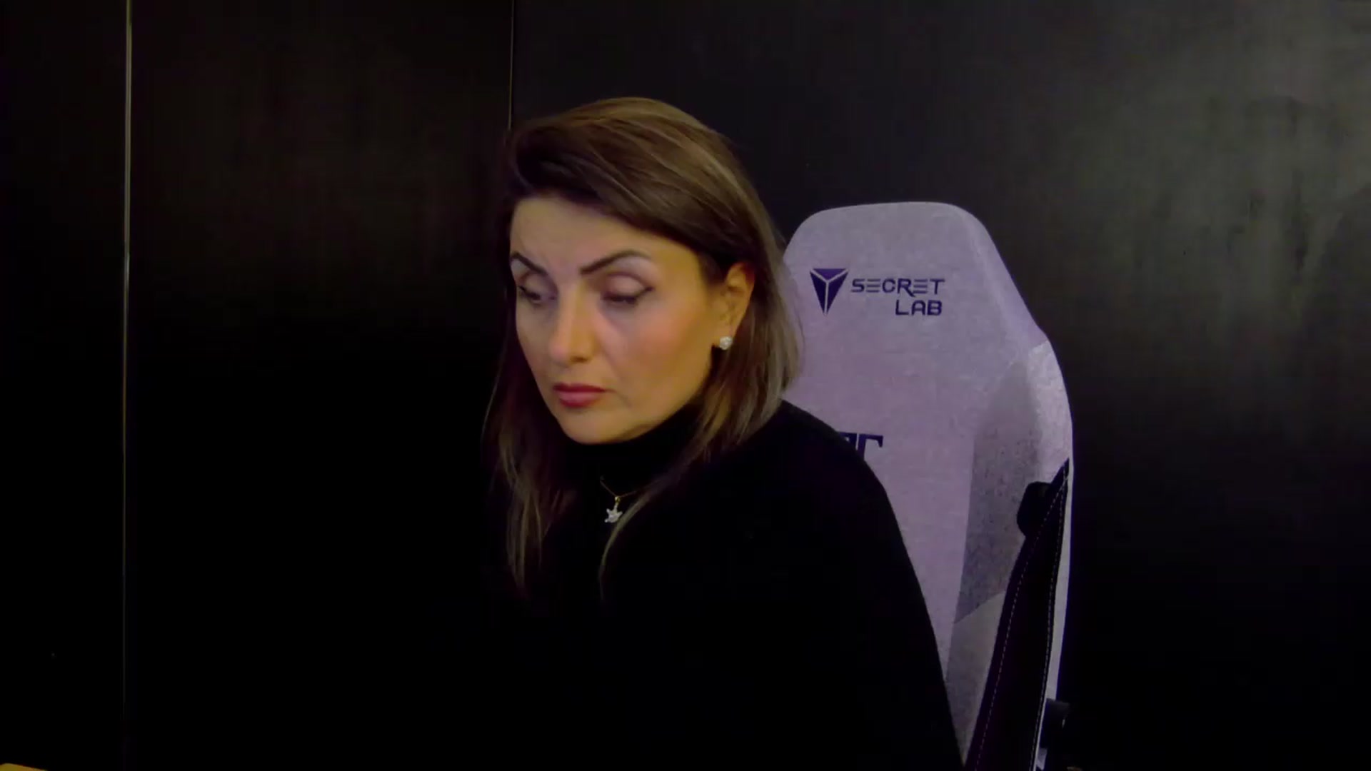 Gallery image thumbnail from OlivyaMoon's myfreecams stream on, 08/28/2026, 24:24 image 3 of 20