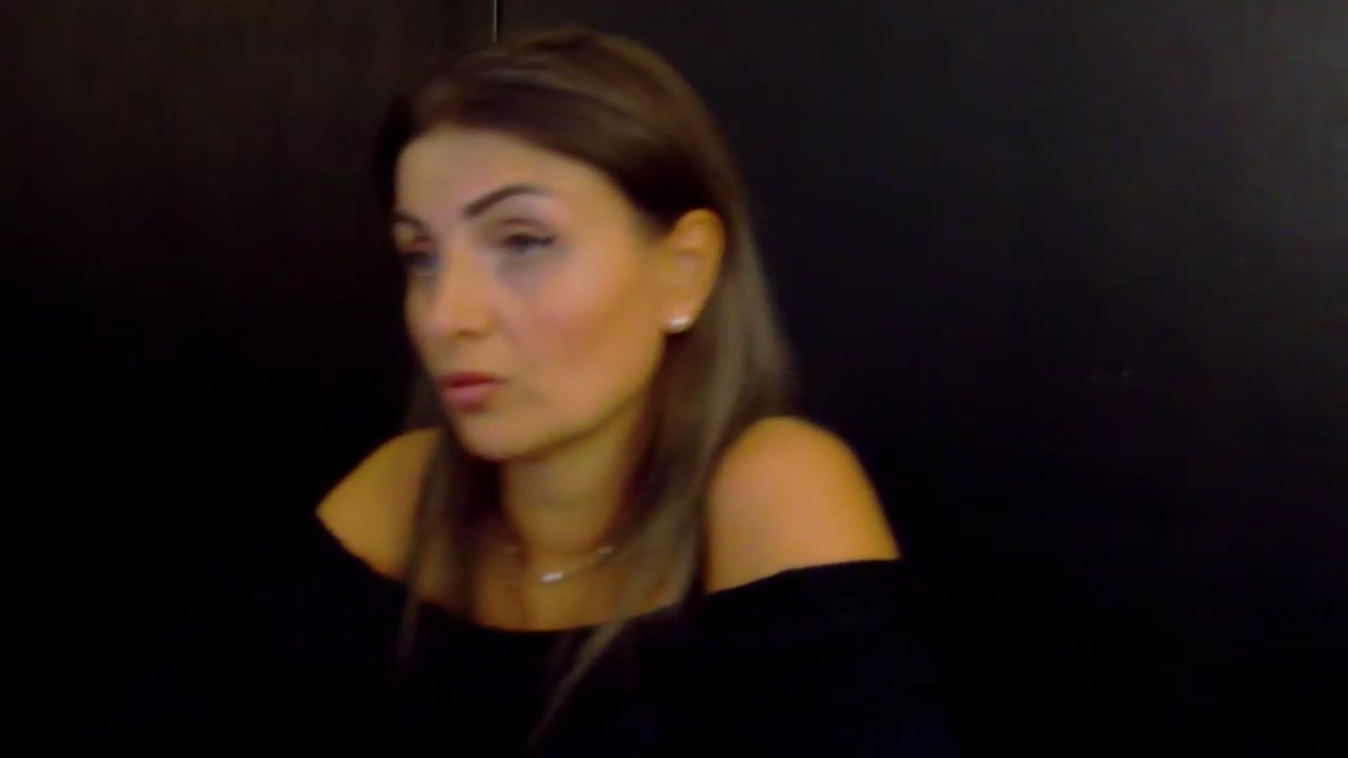Gallery image thumbnail from OlivyaMoon's myfreecams stream on, 08/30/2026, 02:09 image 15 of 20
