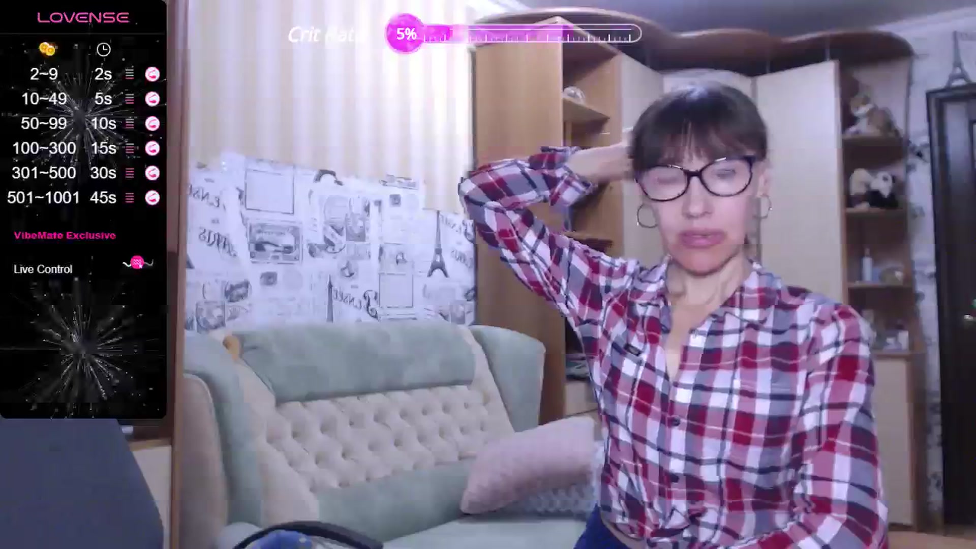 Gallery image thumbnail from Oly_nice_'s myfreecams stream on, 10/27/2023, 15:42 image 4 of 20